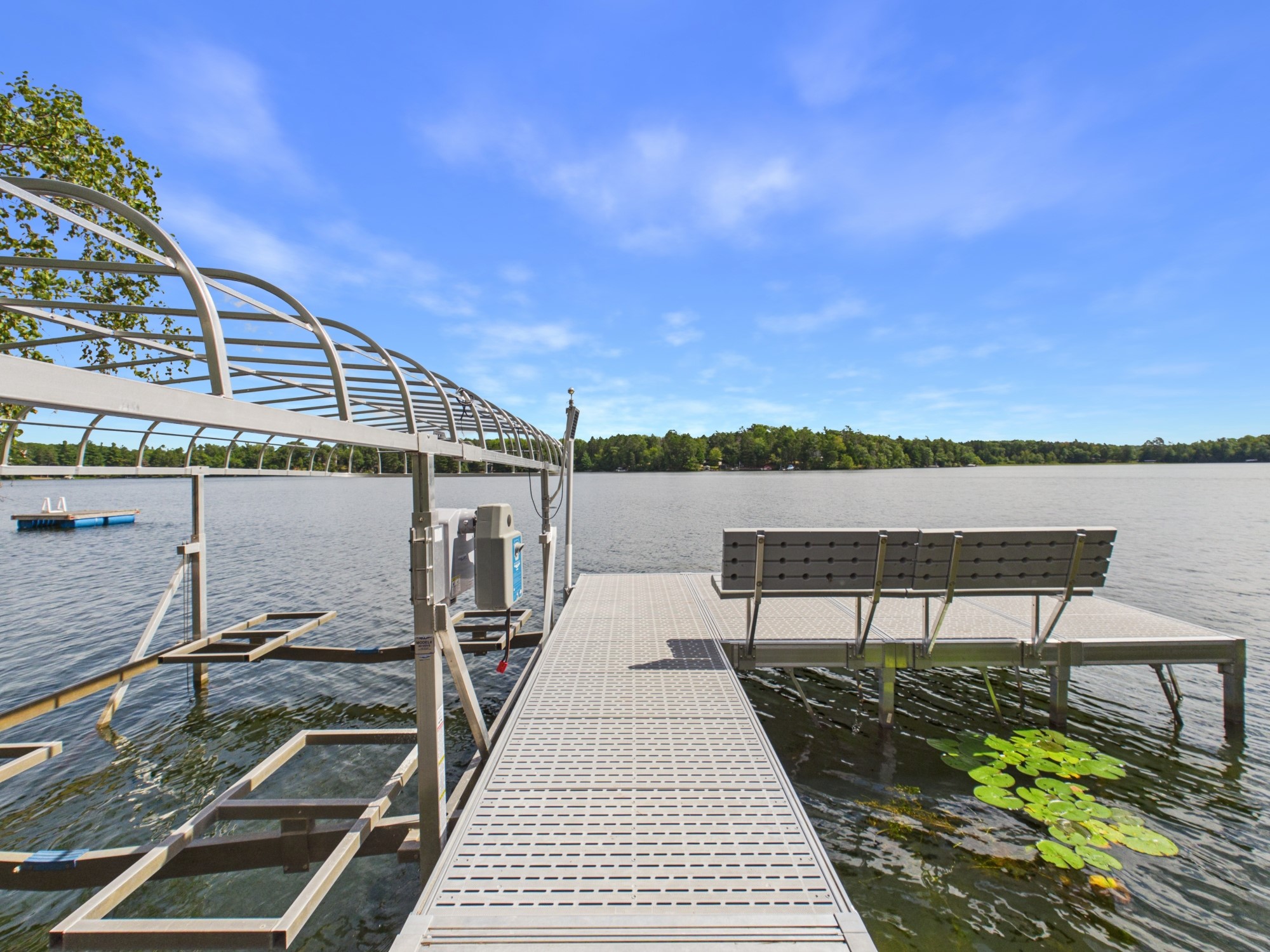 6762 Minerva Landing Property Photo 4