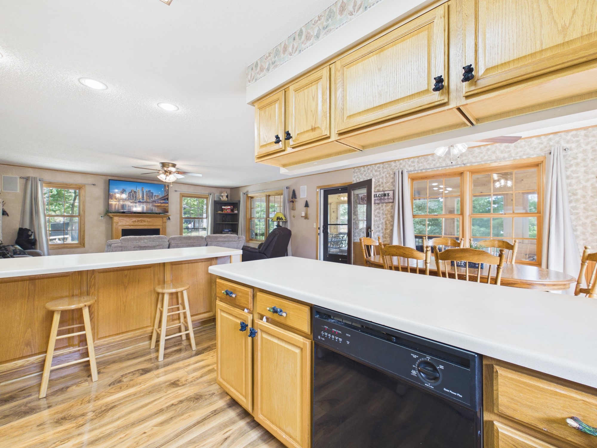 6762 Minerva Landing Property Photo 12