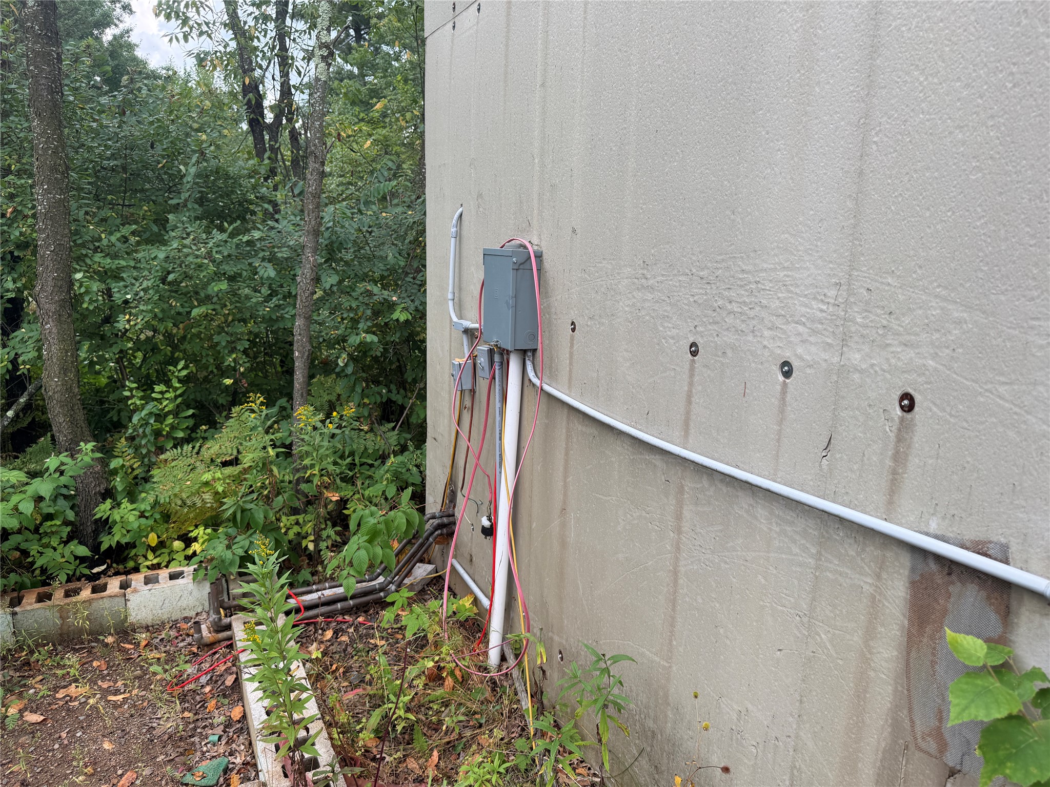 900 County Rd A Property Photo 42