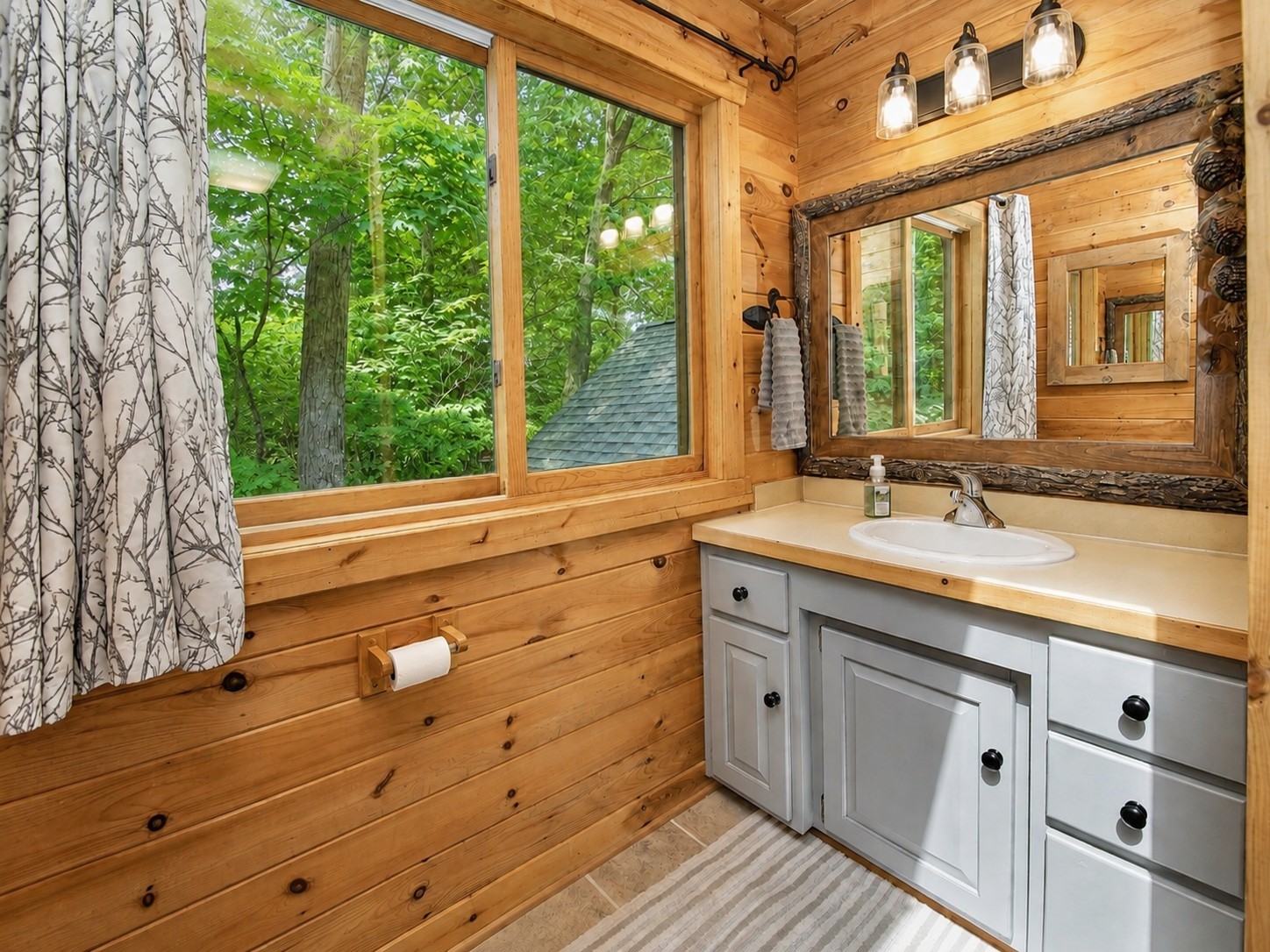 12652 W South Shore Road Property Photo 32