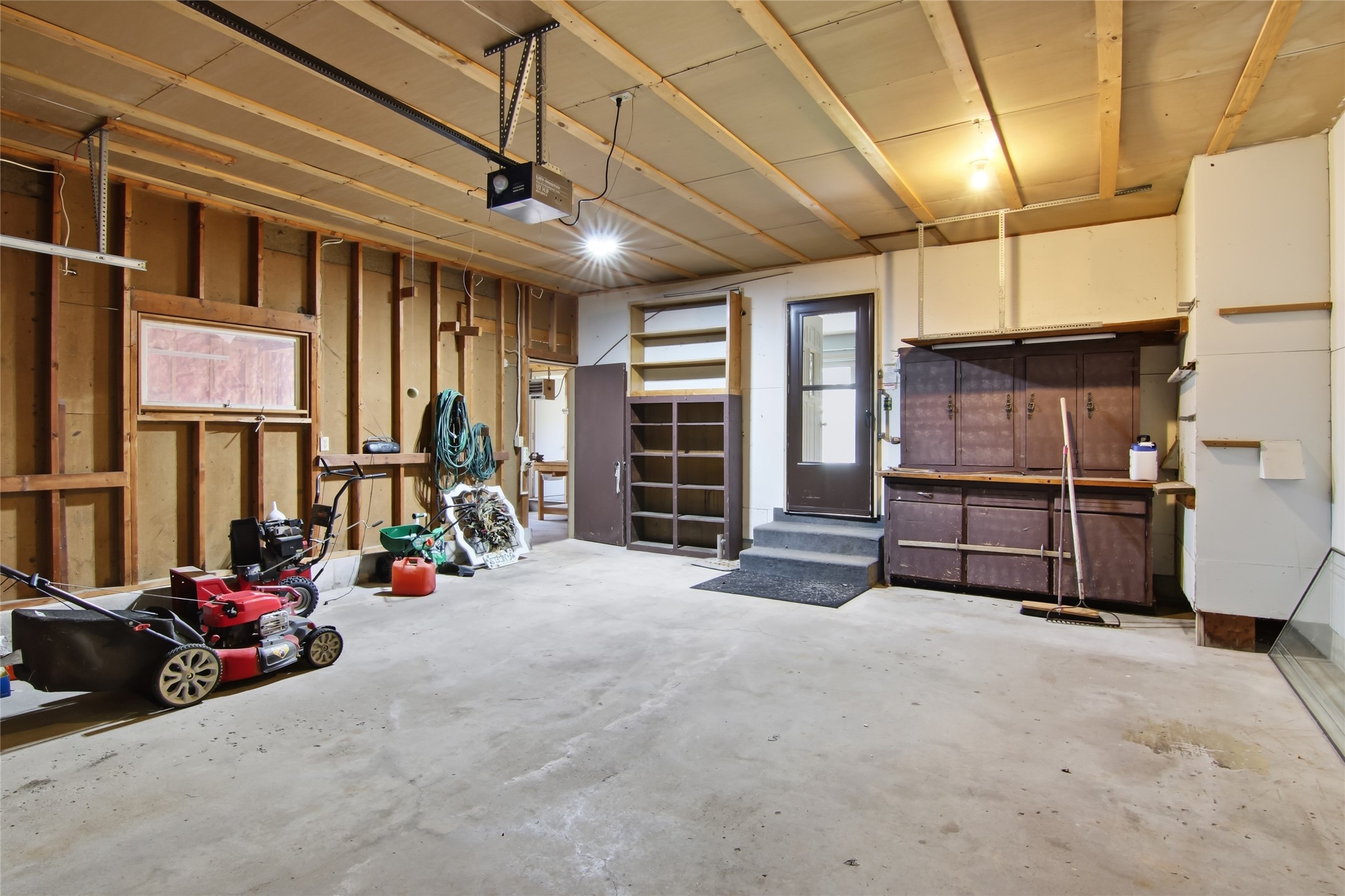 1815 Frisbie Lane Property Photo 33