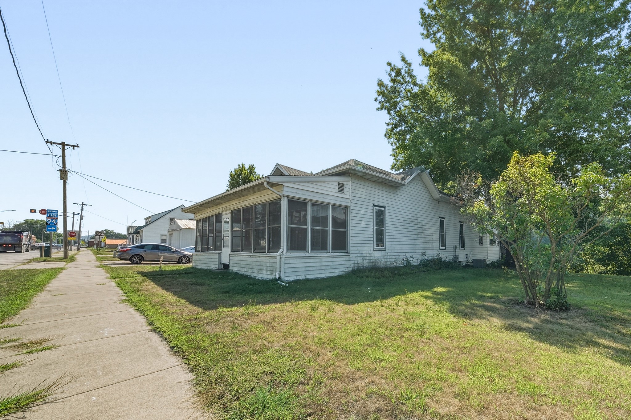 300 W Pearl Street Property Photo 43