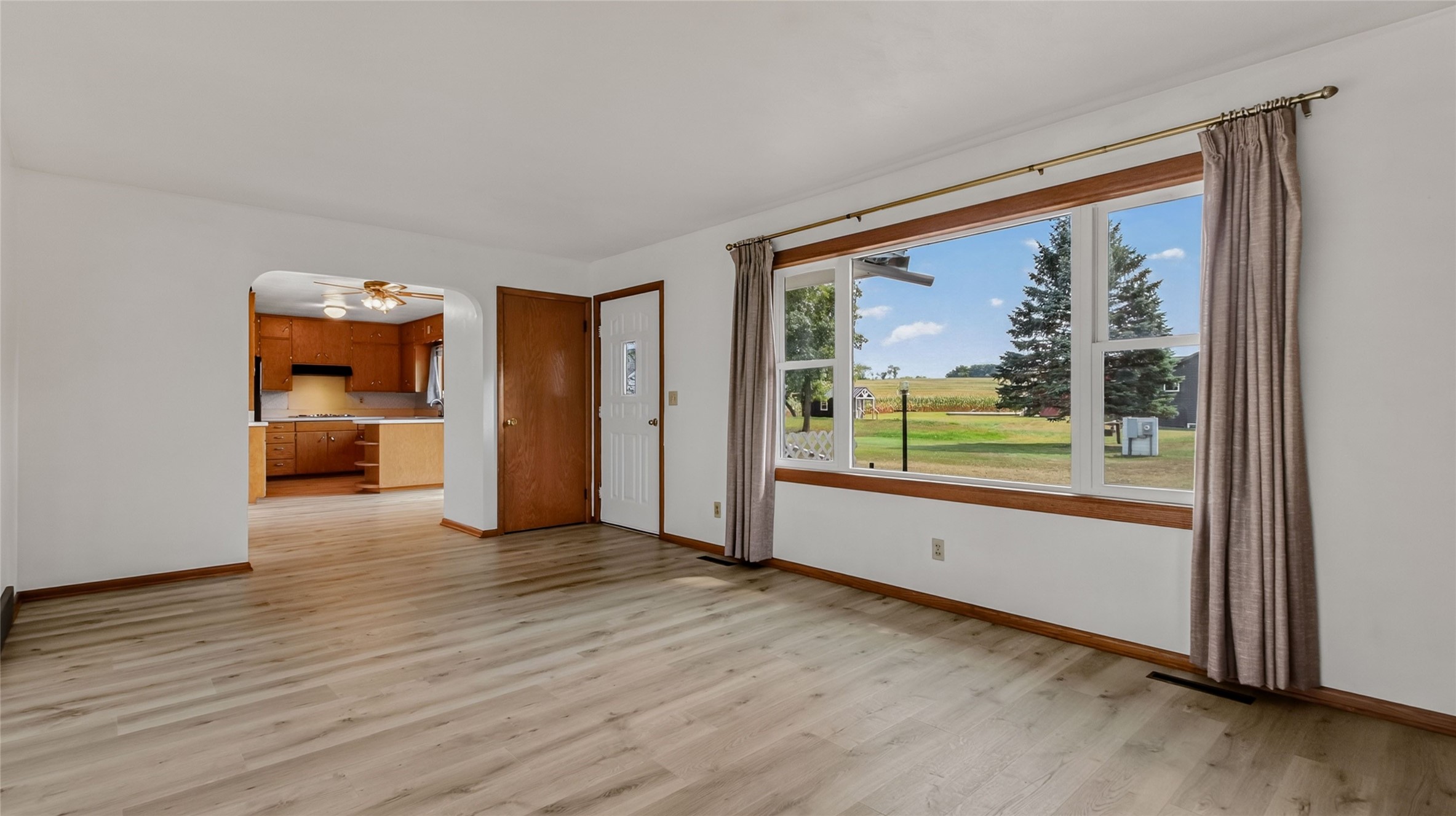 19729 County Highway F Property Photo 3