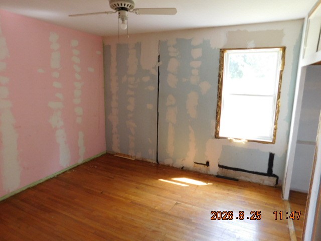 817 E 5th Street N Property Photo 7