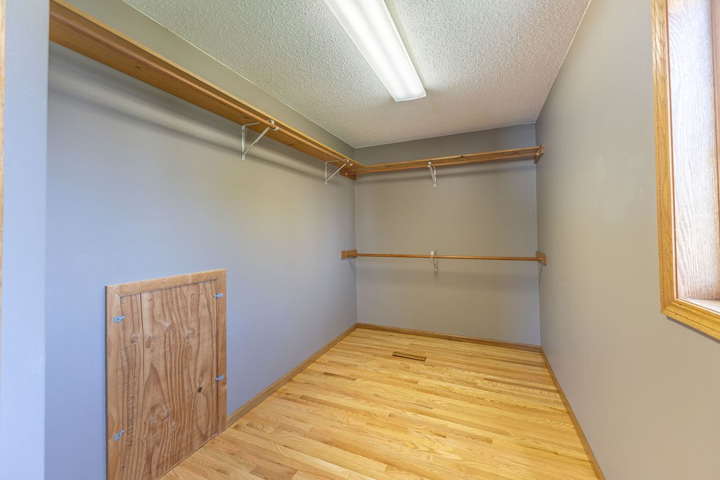 636 E Olson Street Property Photo 21