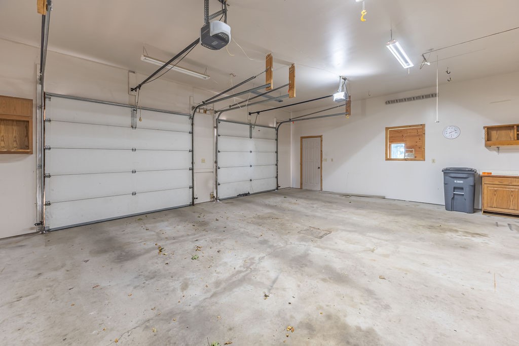 636 E Olson Street Property Photo 50