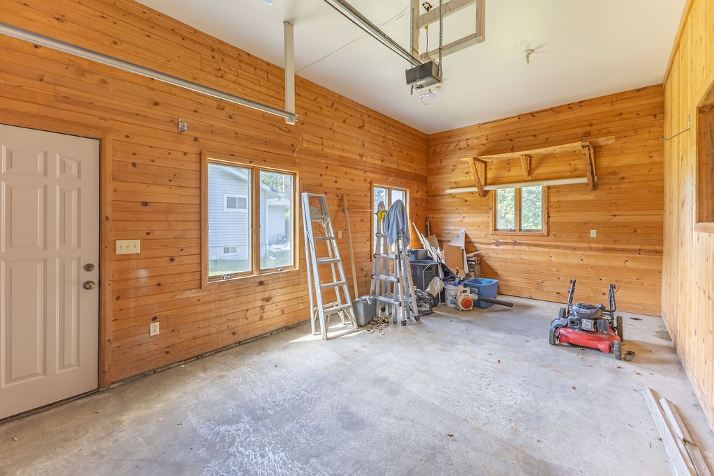 636 E Olson Street Property Photo 53