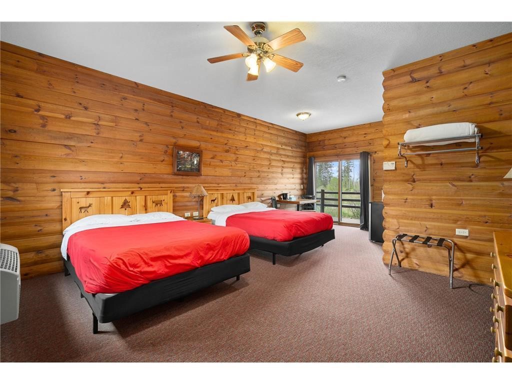 15850 & 15860 T-bone Lane Property Photo 15