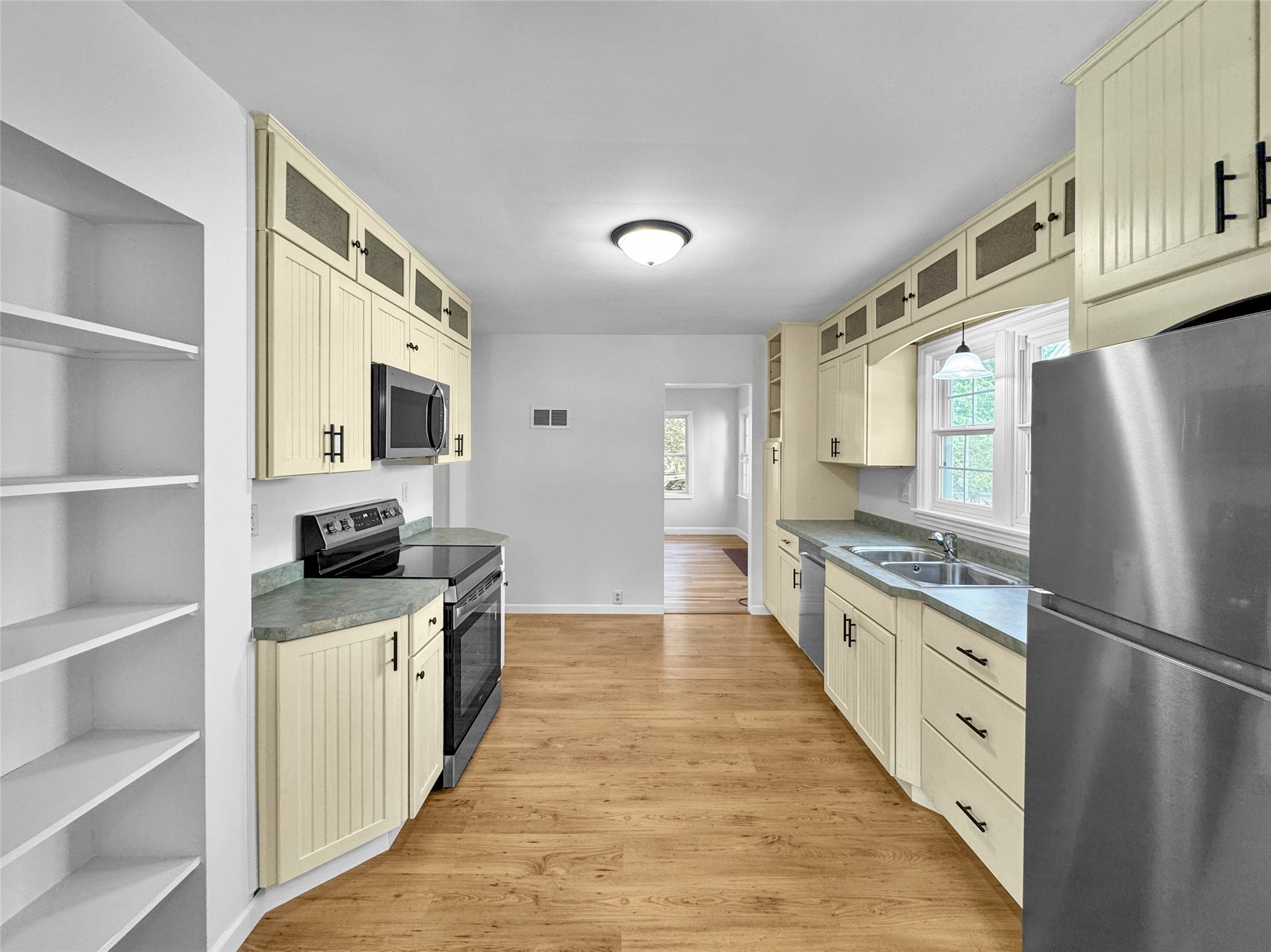 1305 Hoover Avenue Property Photo 23