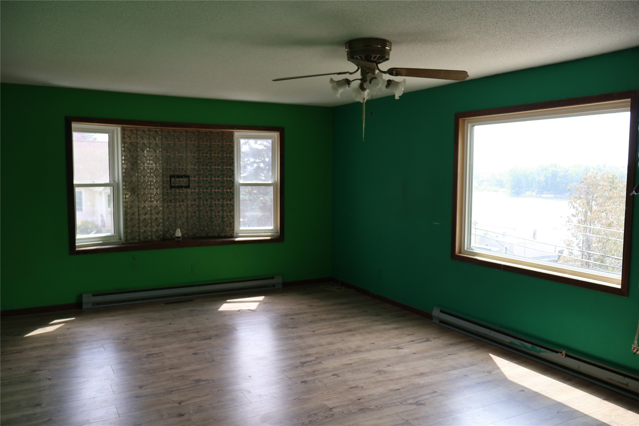 100 N 2nd Street Property Photo 8