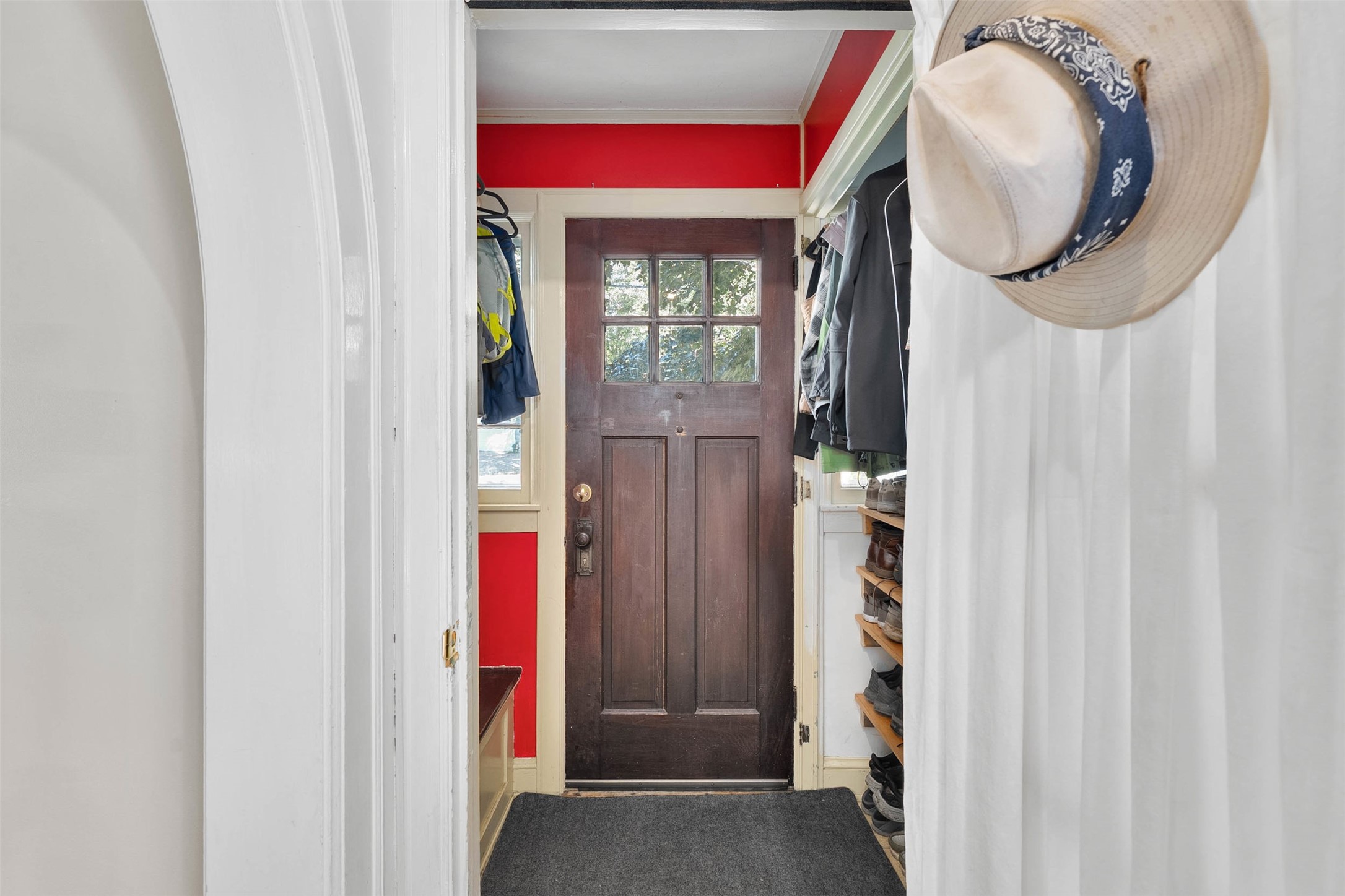 411 Jefferson Street Property Photo 4