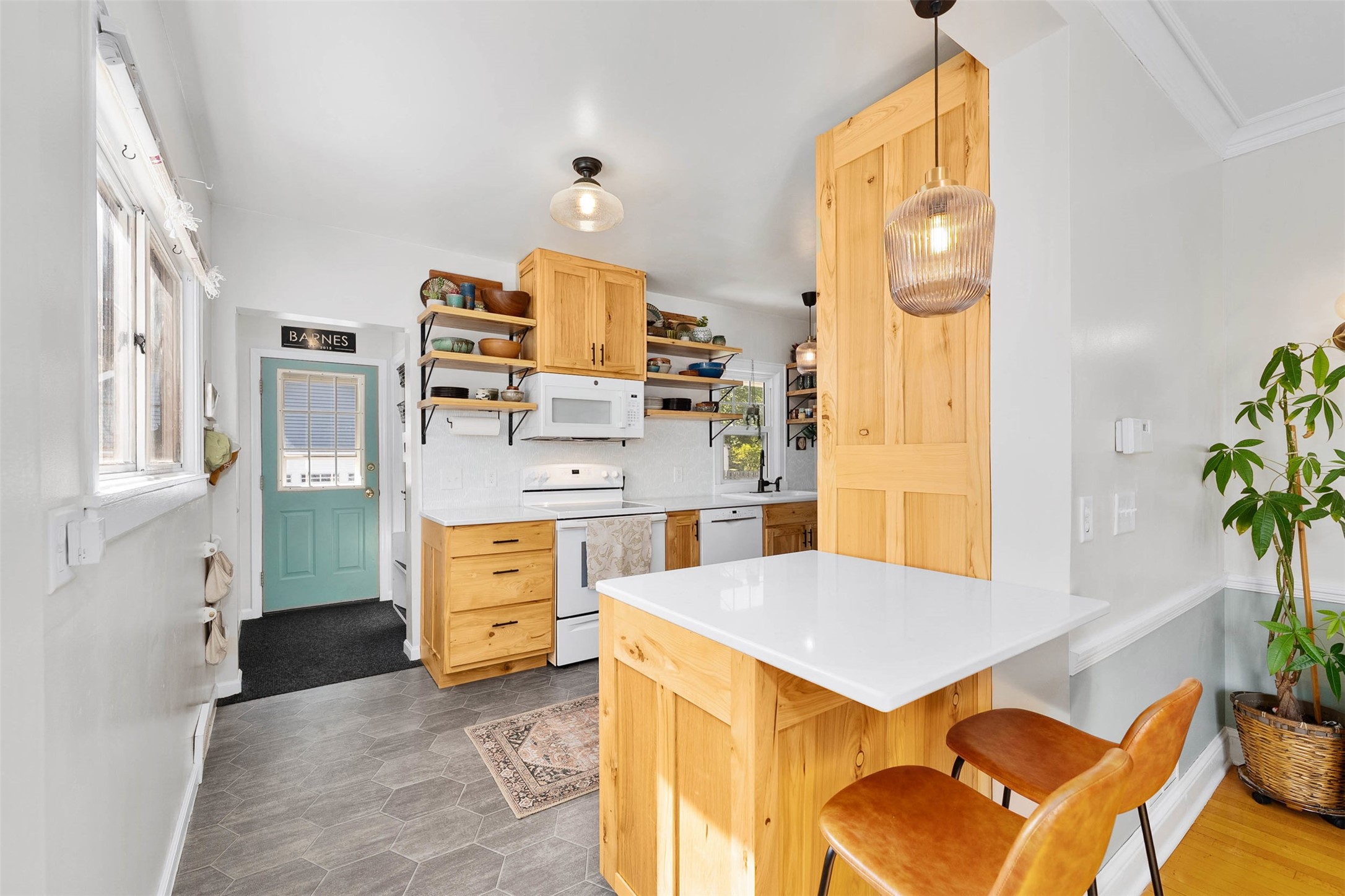 411 Jefferson Street Property Photo 14