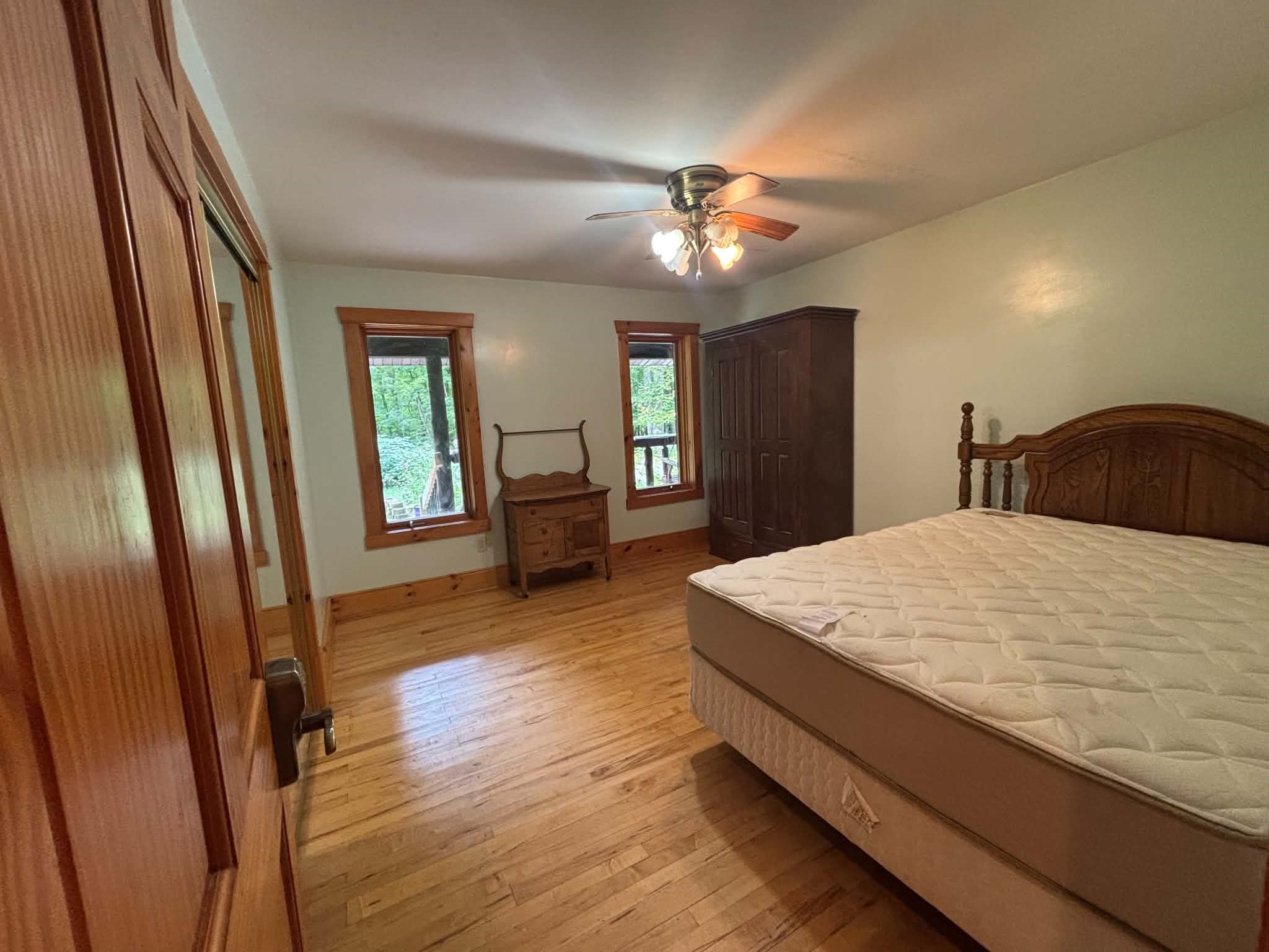 N13638 Dickerson Avenue Property Photo 22
