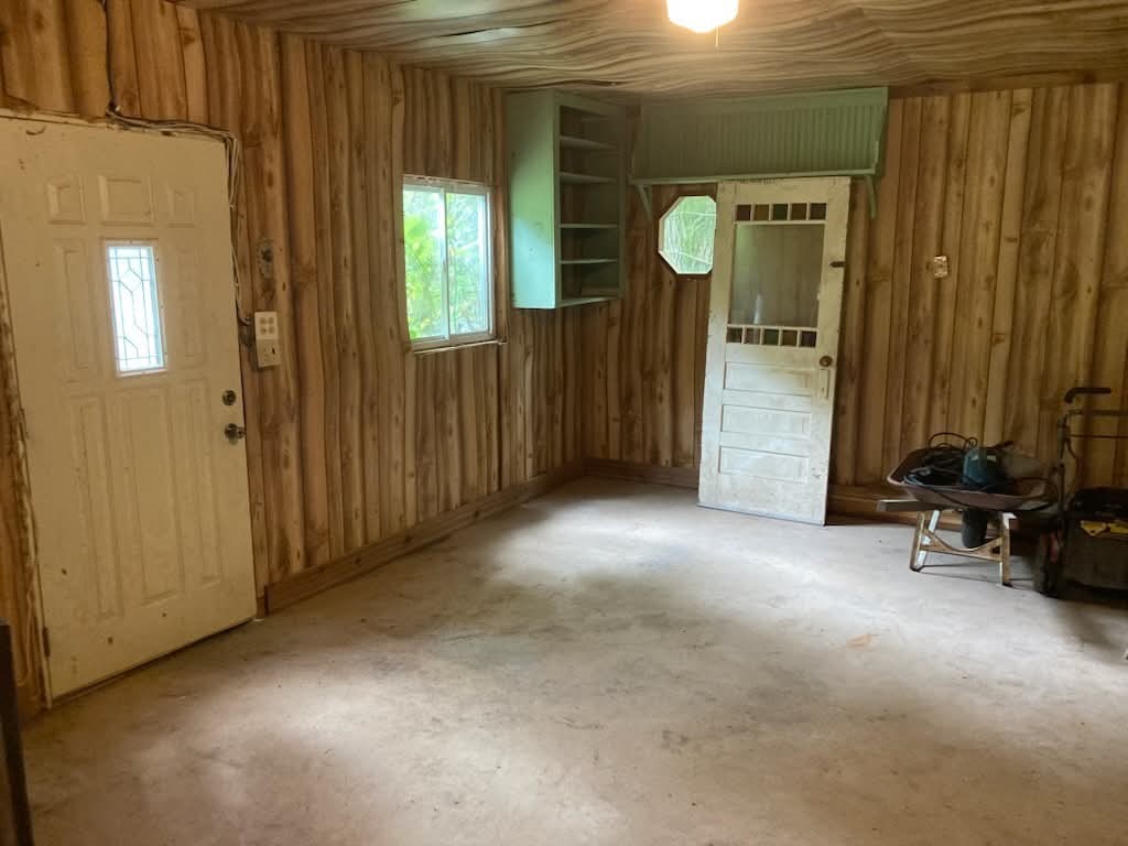 N13638 Dickerson Avenue Property Photo 32
