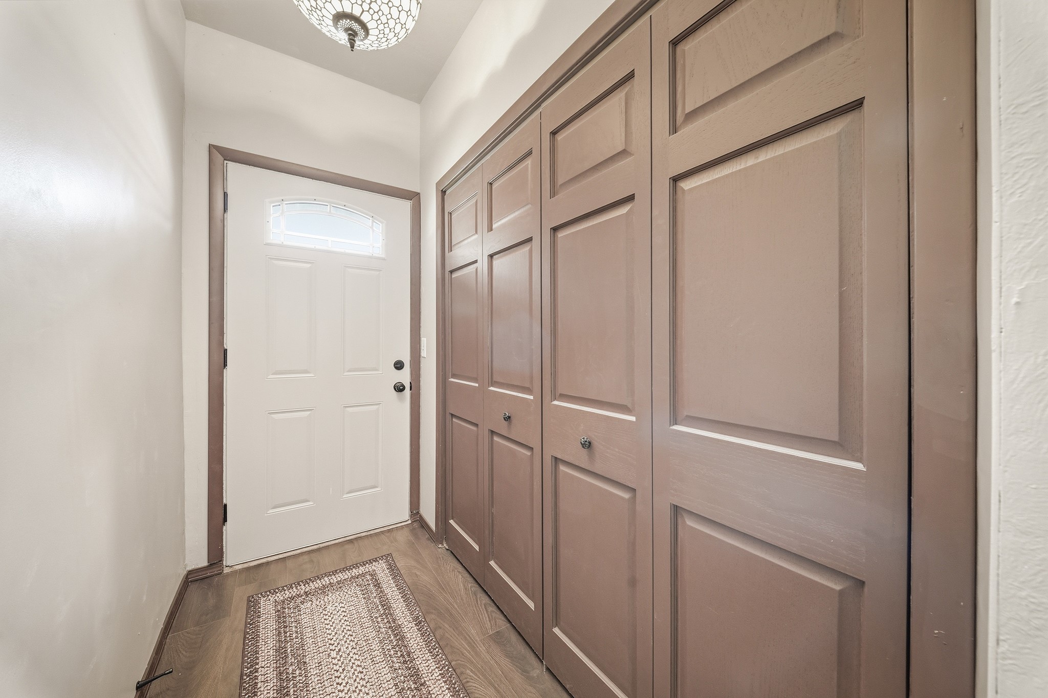 105 W Greenville Street Property Photo 4