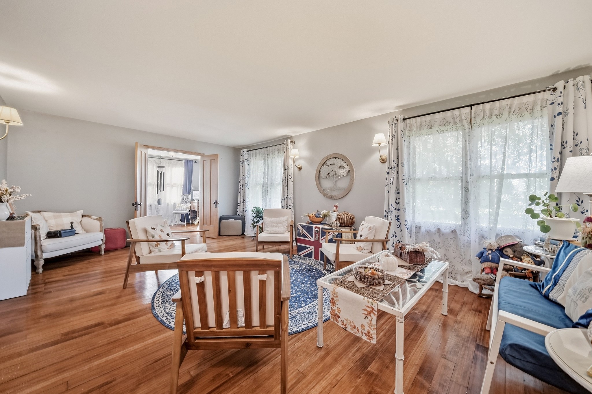 300 Elm Avenue W Property Photo 16