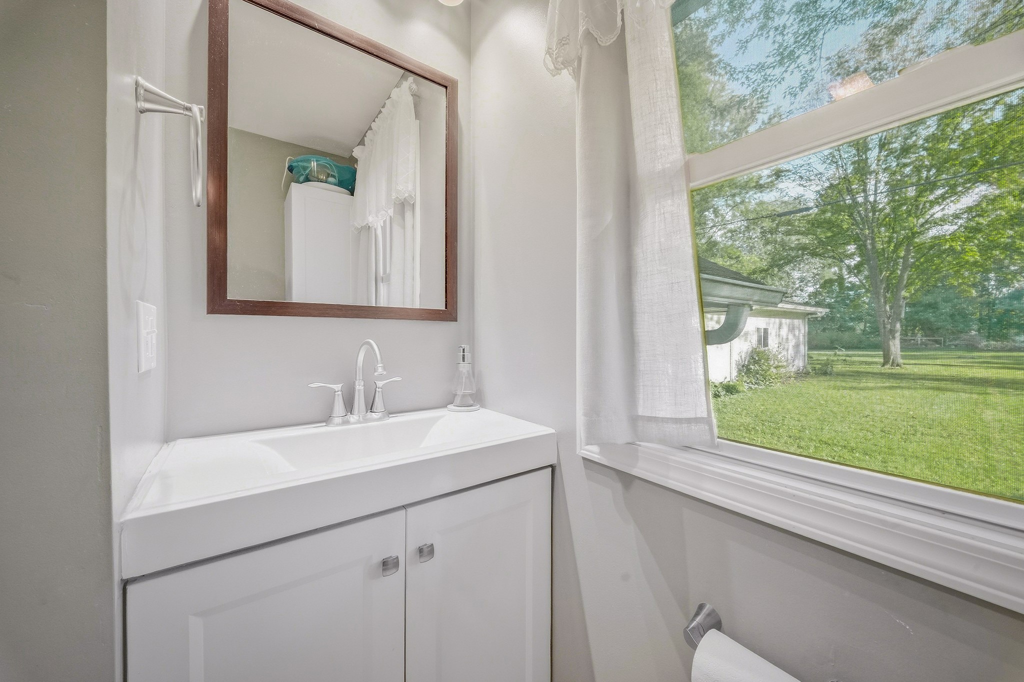 300 Elm Avenue W Property Photo 19