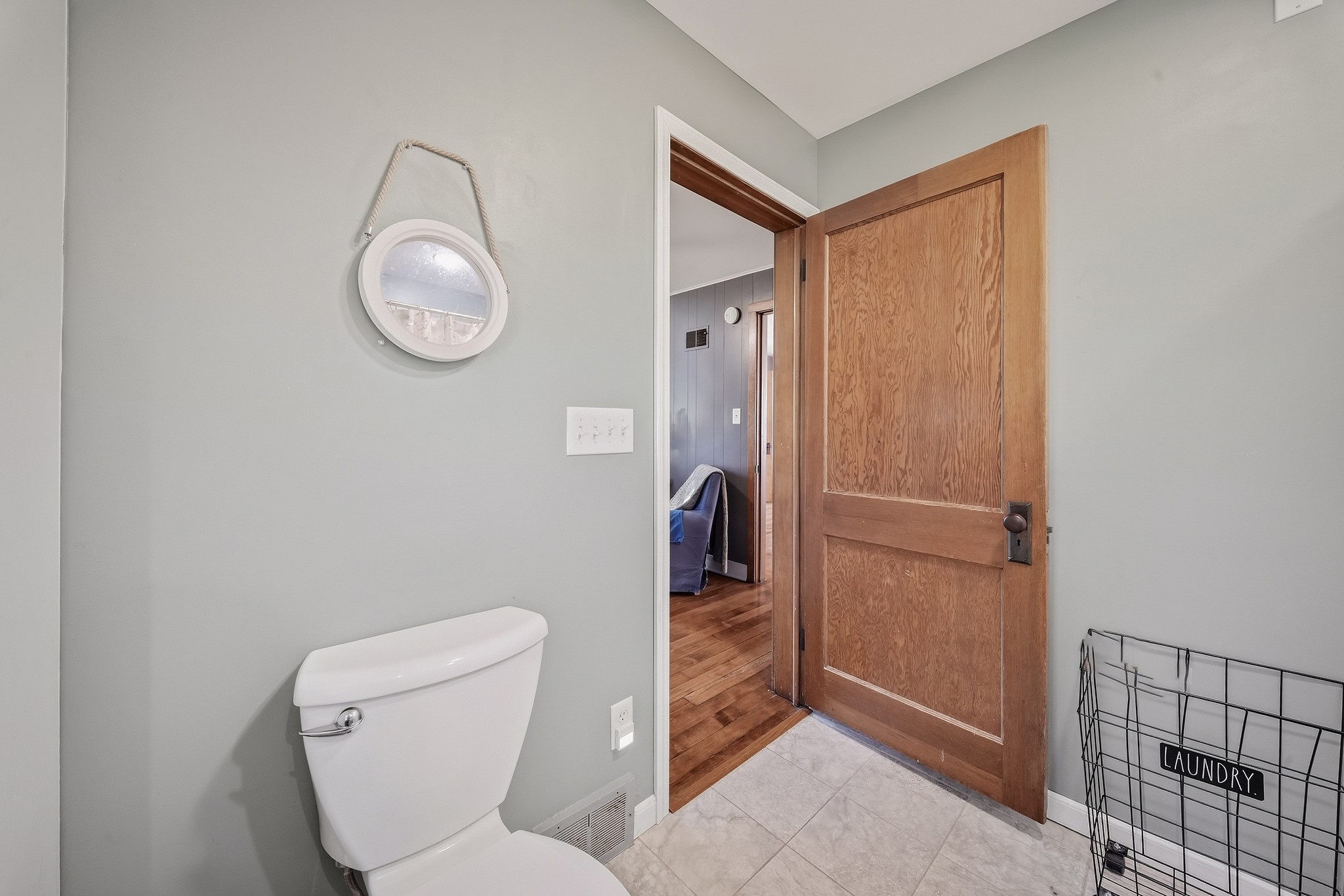 300 Elm Avenue W Property Photo 21