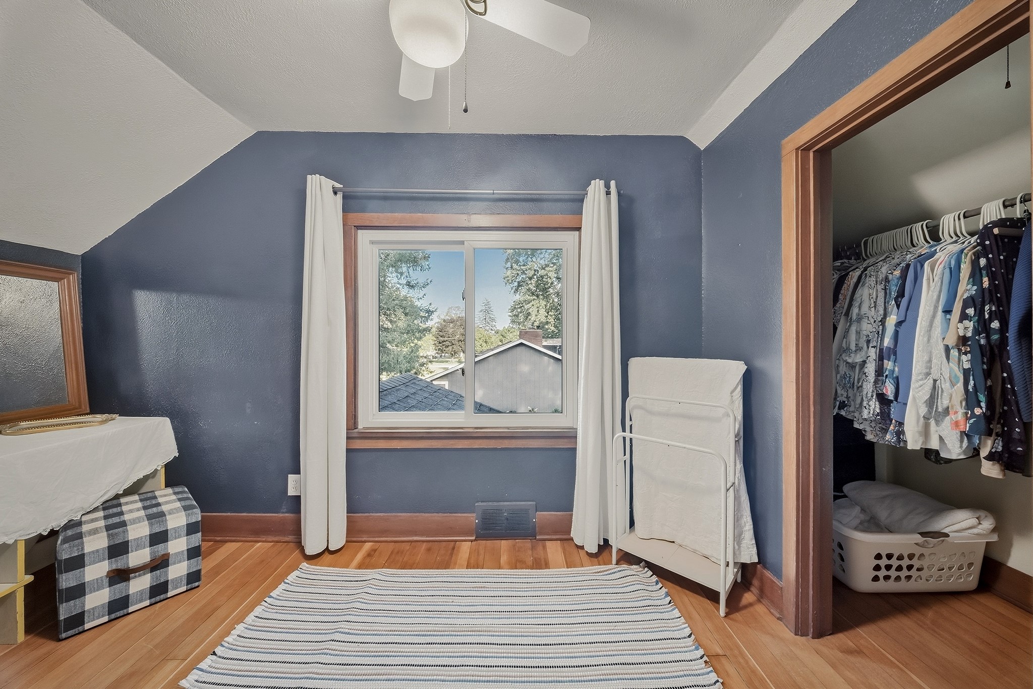 300 Elm Avenue W Property Photo 24