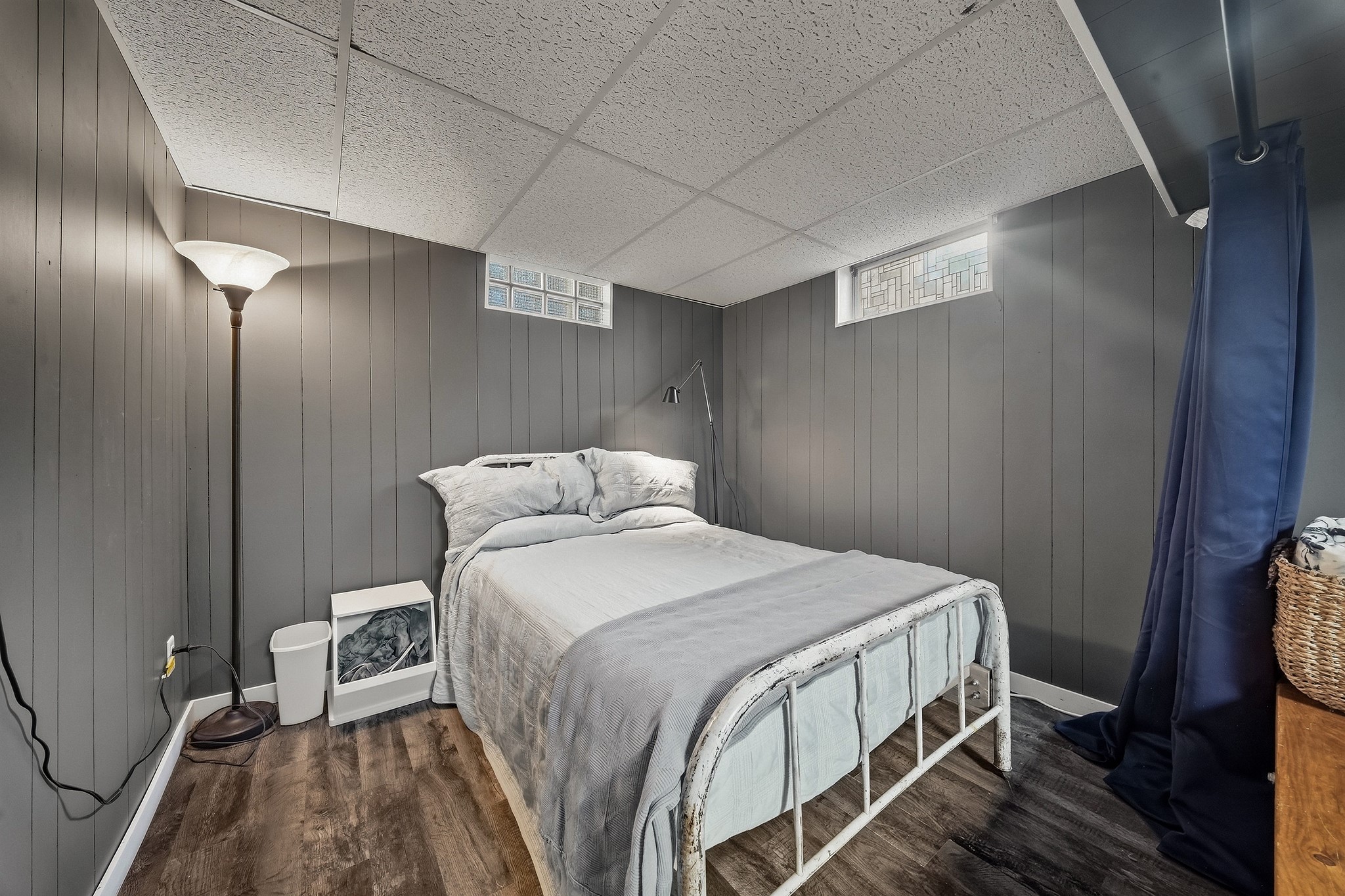 300 Elm Avenue W Property Photo 37