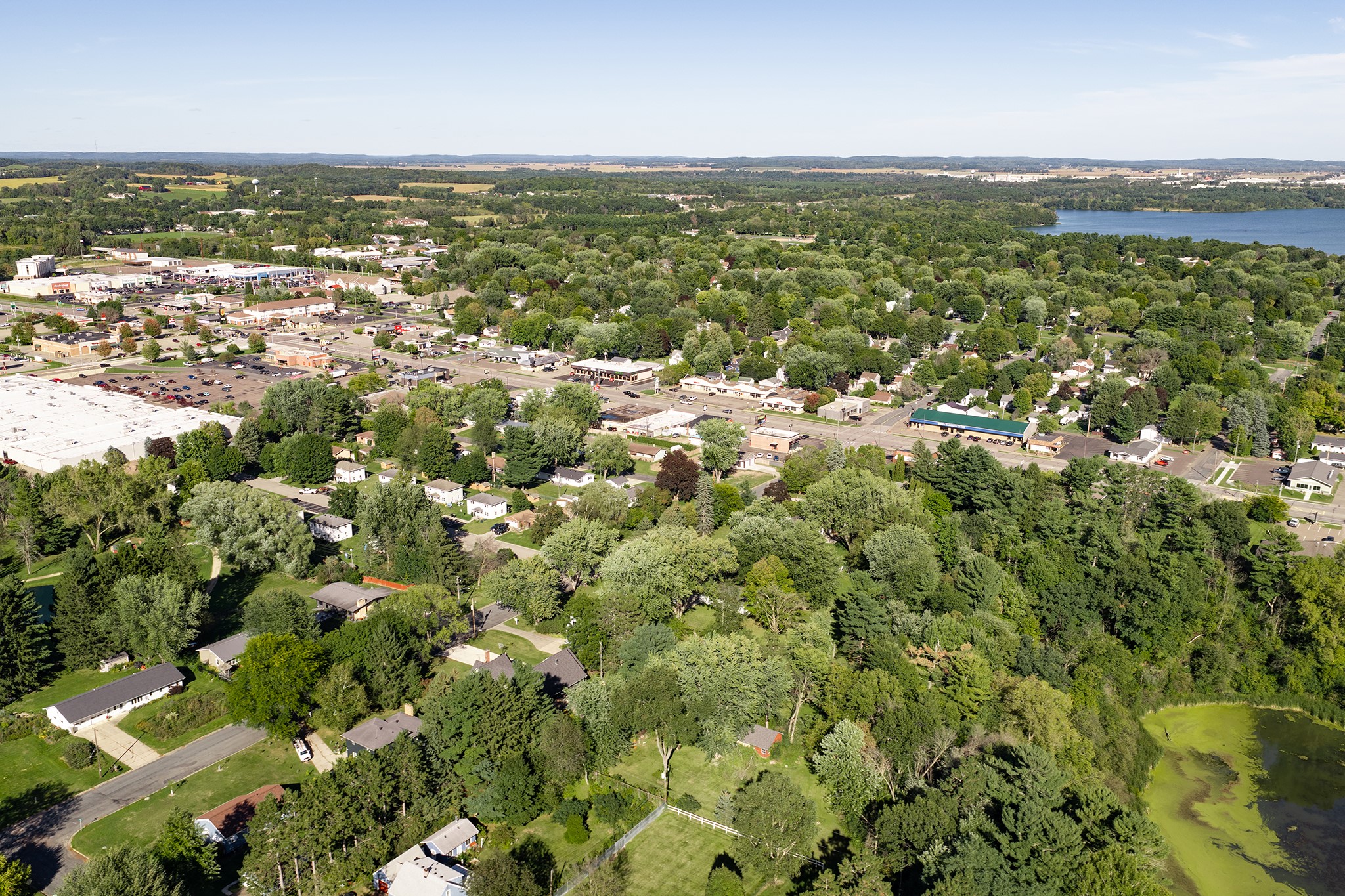 300 Elm Avenue W Property Photo 49