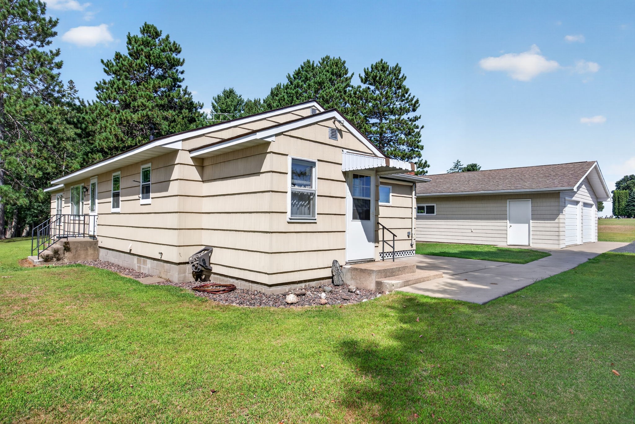 2513 E Grenquist Lake Lane Property Photo 15