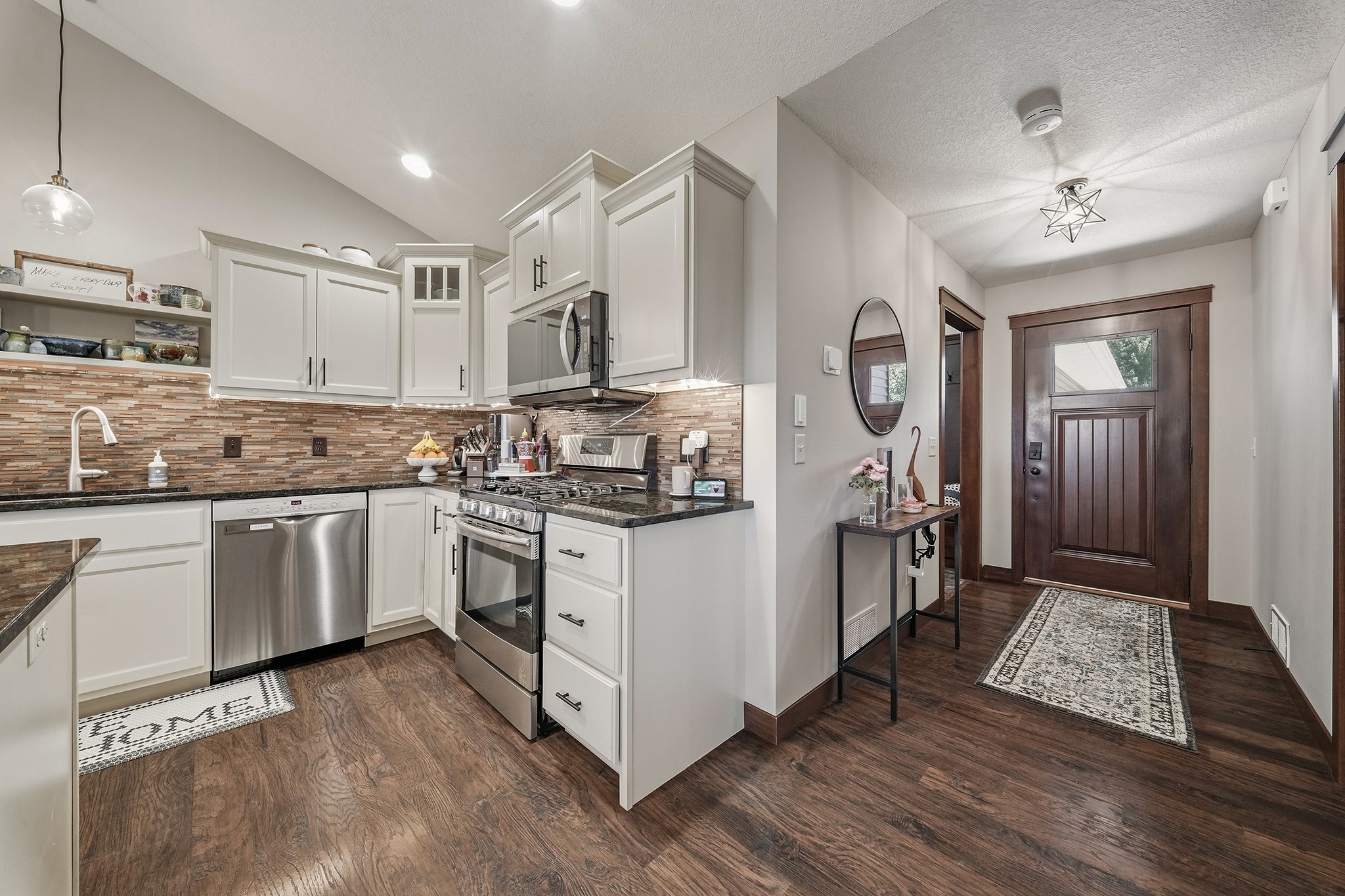460 Club View Lane Property Photo 12