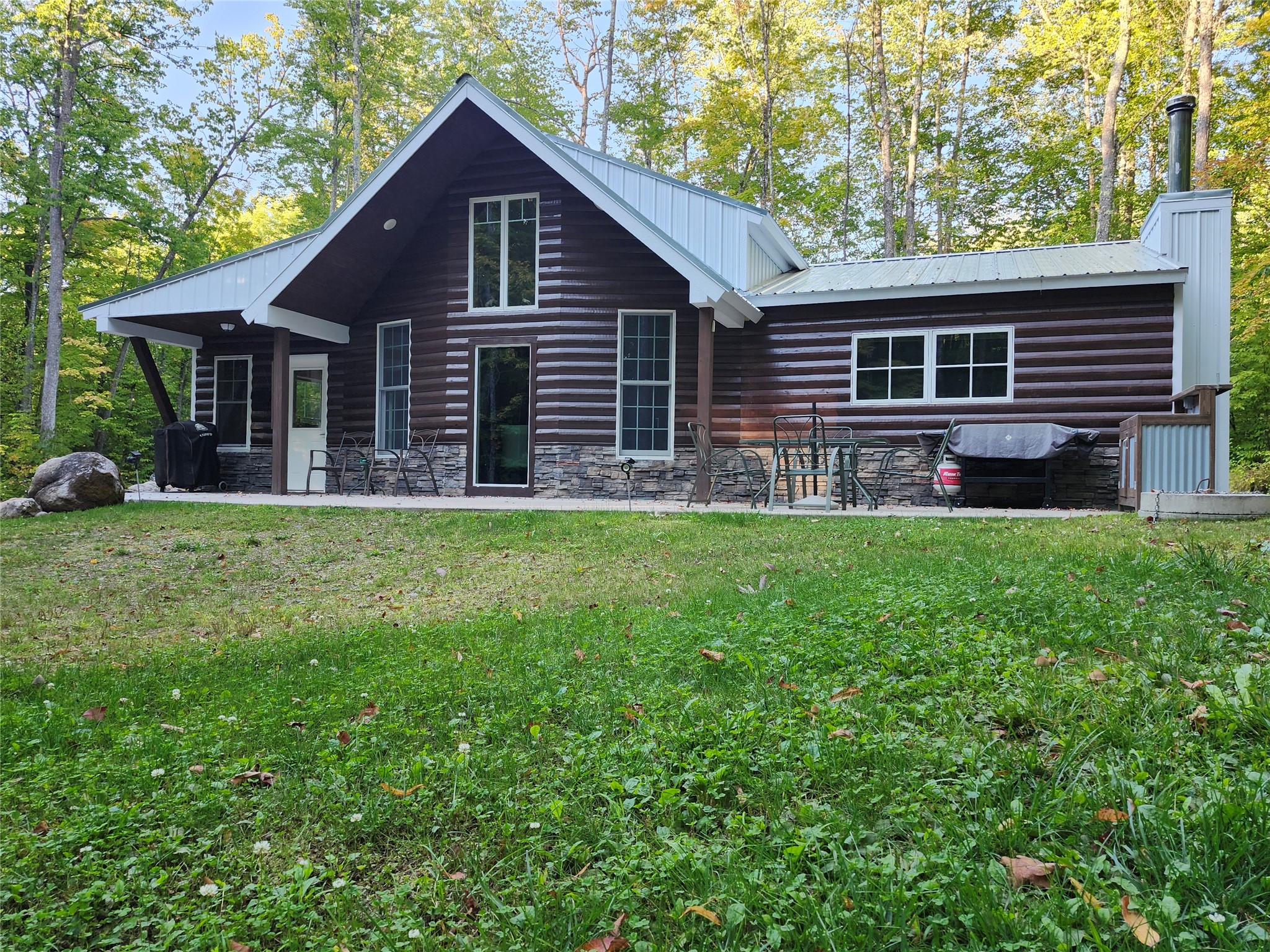 7295w Hemlock Haven Road Property Photo 1