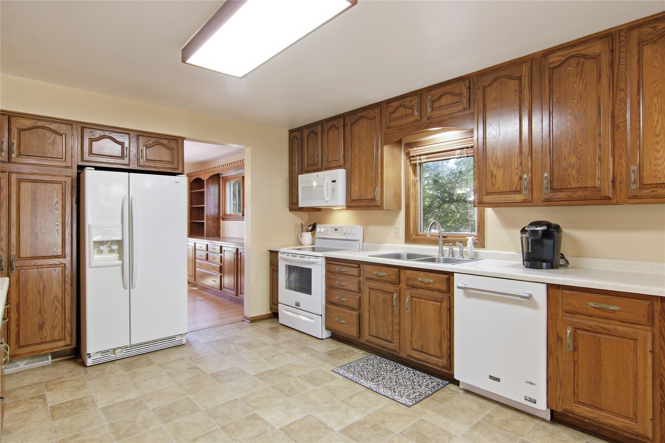 4020 Clay Street Property Photo 10