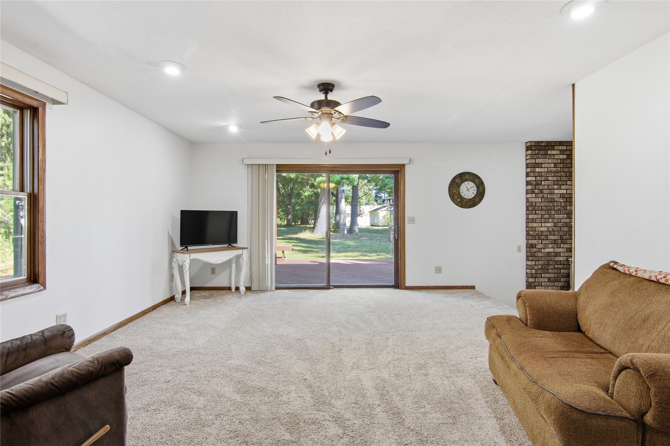 4020 Clay Street Property Photo 12
