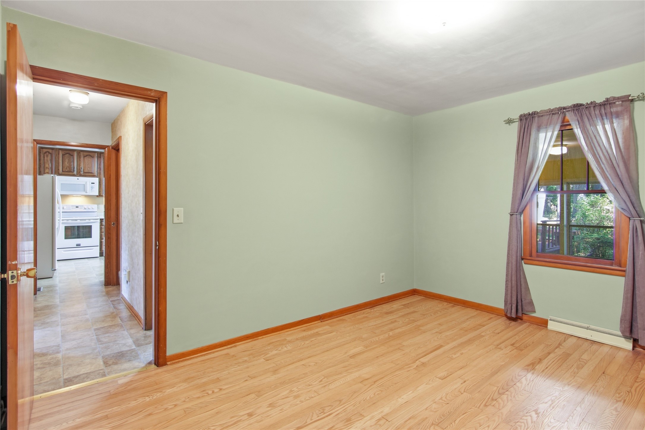 4020 Clay Street Property Photo 15