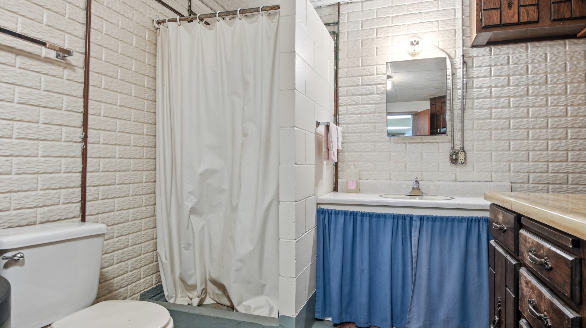 1104 W Winter Avenue Property Photo 18