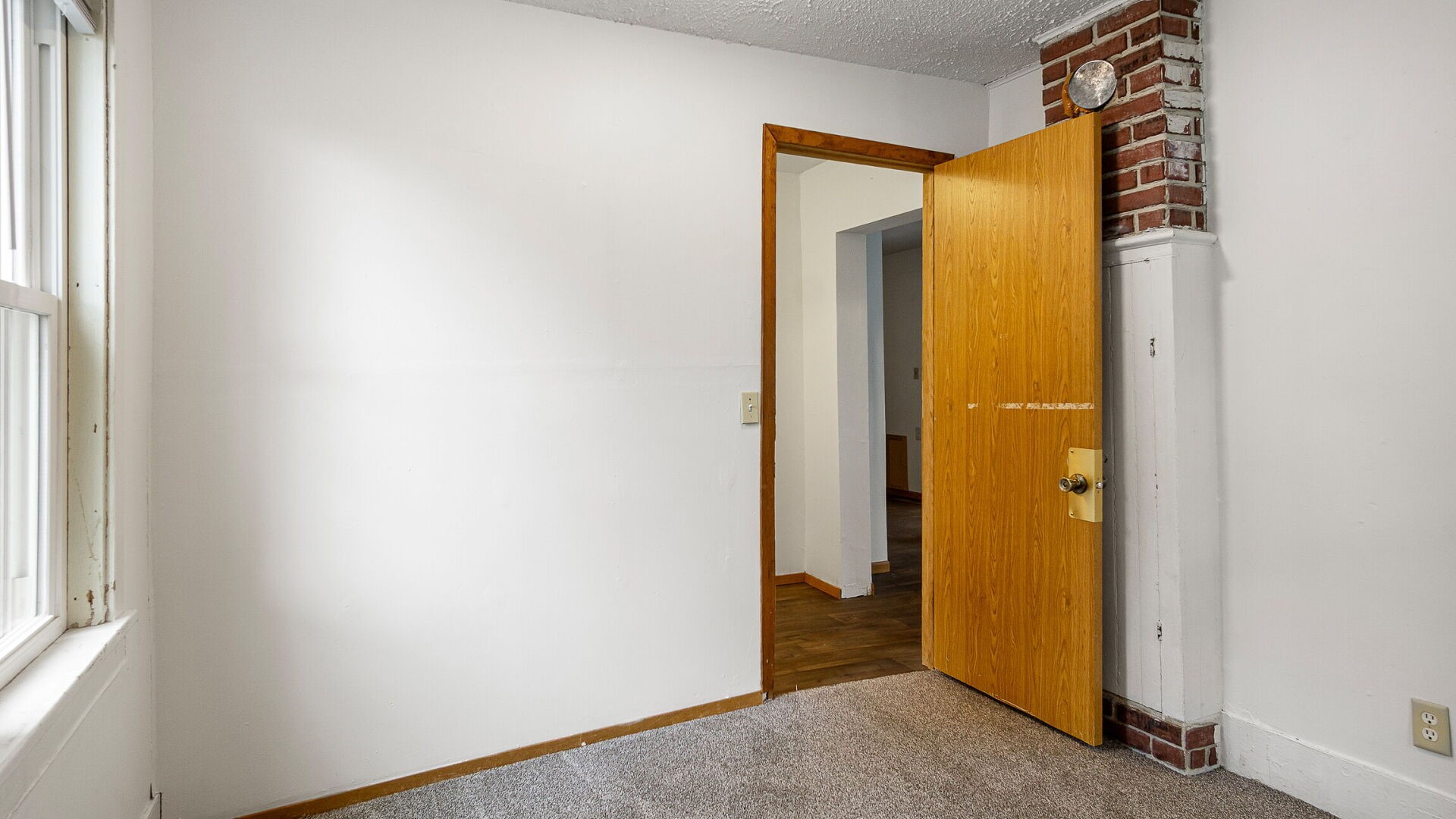 1315 11th Street E Property Photo 13