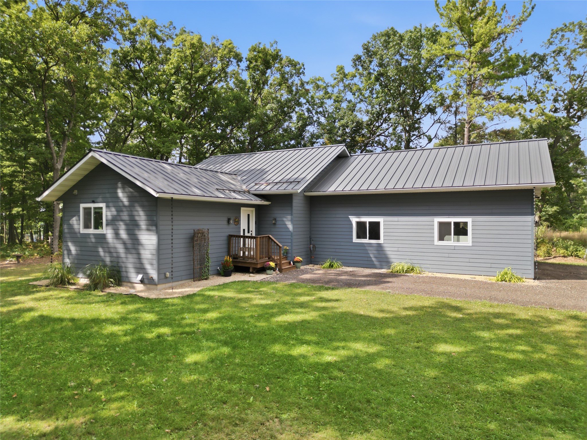6040 Sandstone Road Property Photo 11