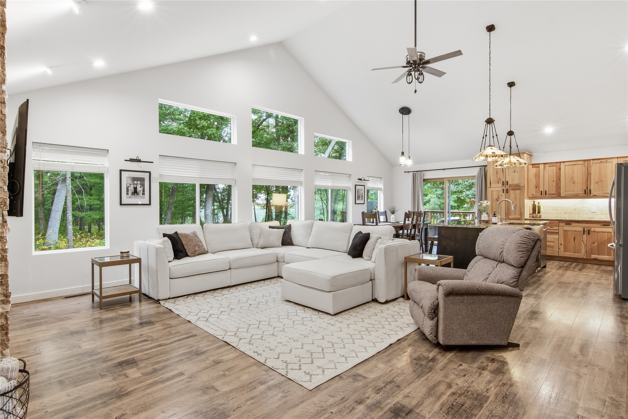 6040 Sandstone Road Property Photo 22