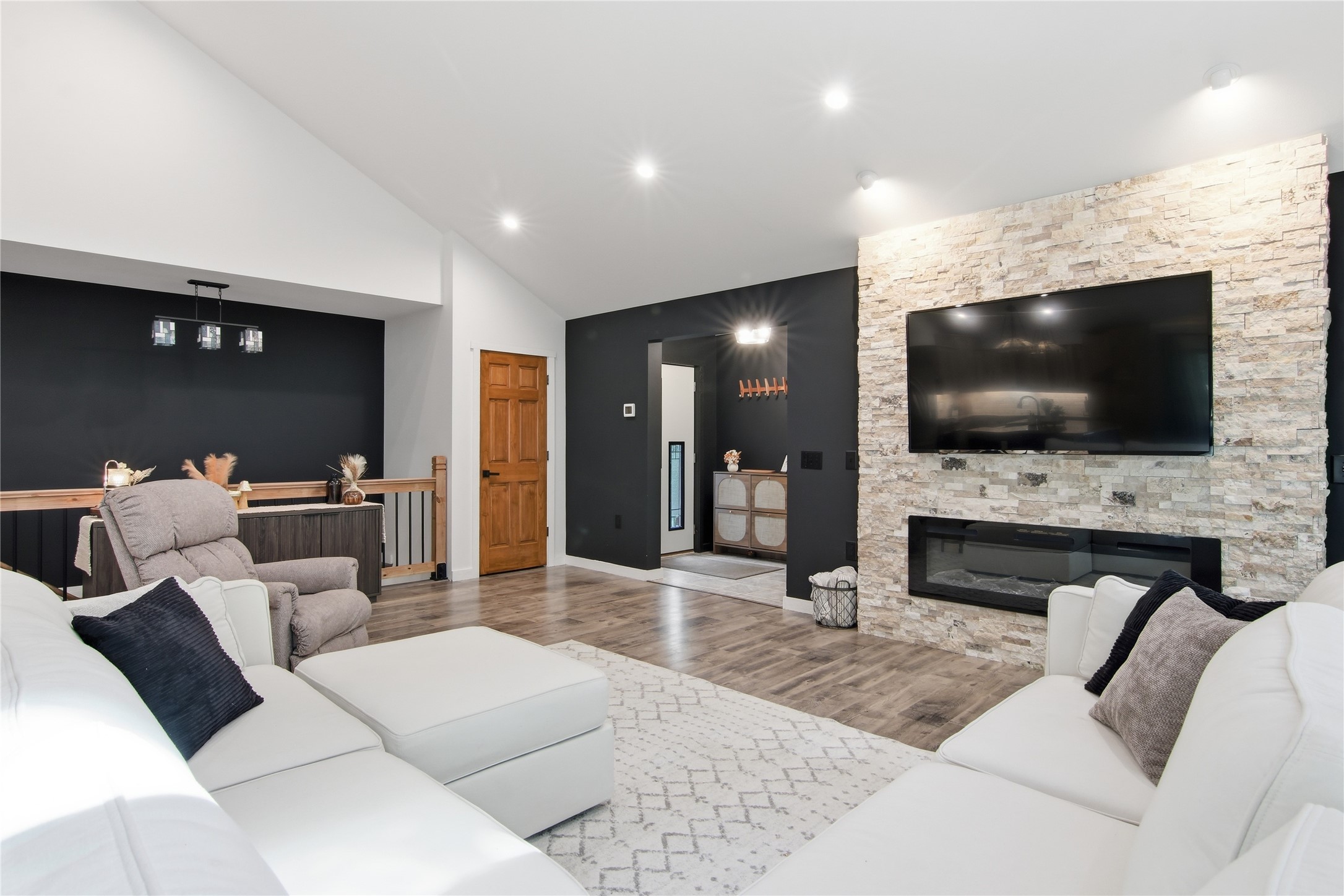 6040 Sandstone Road Property Photo 26