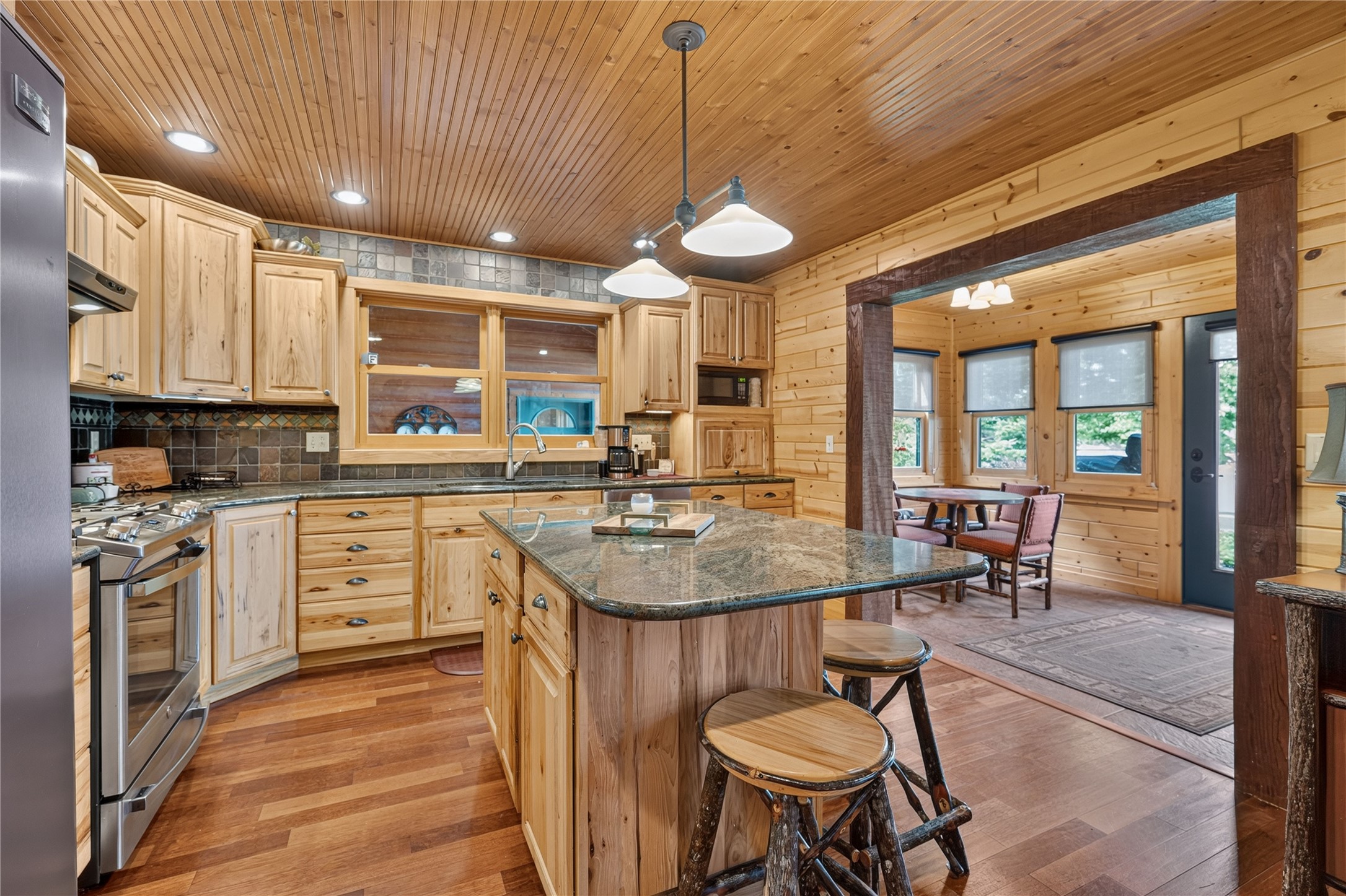 45205 Chicago Avenue Property Photo 14