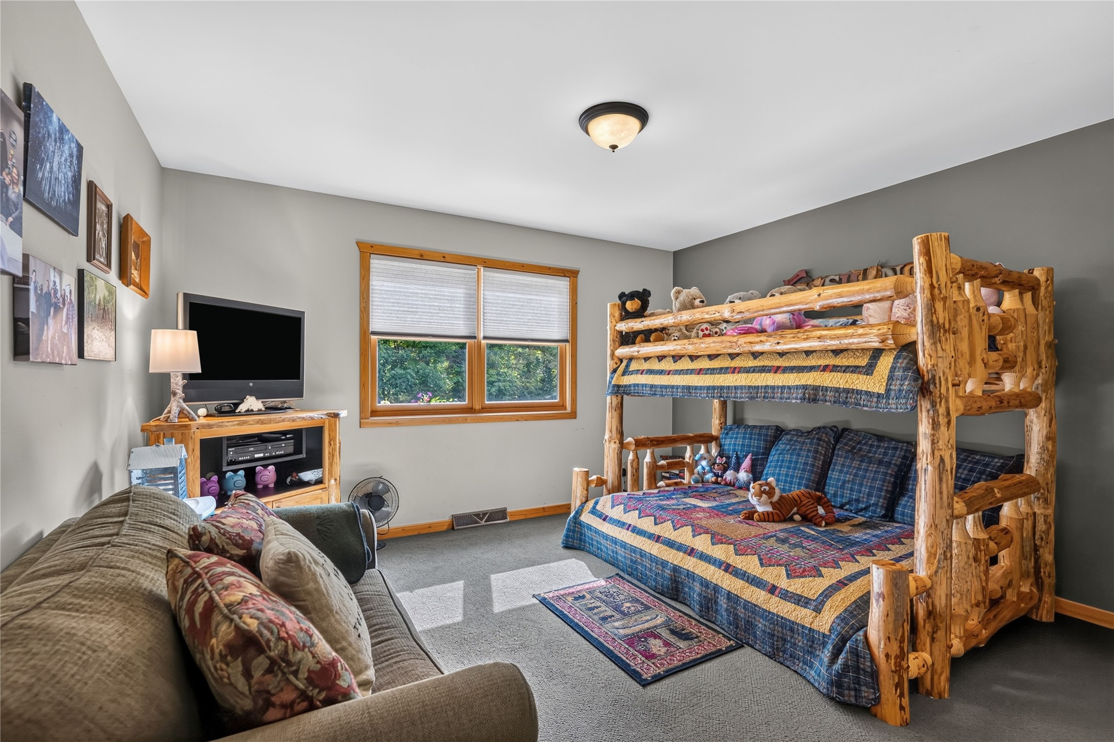 45205 Chicago Avenue Property Photo 37