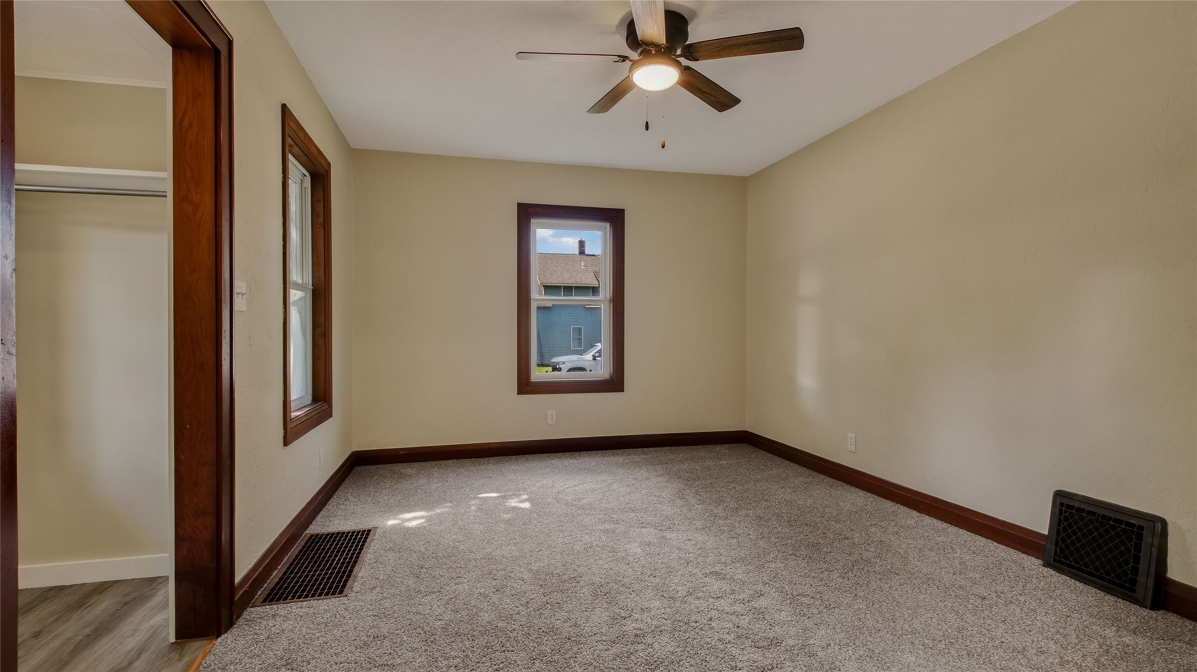 700 Main Street Property Photo 13
