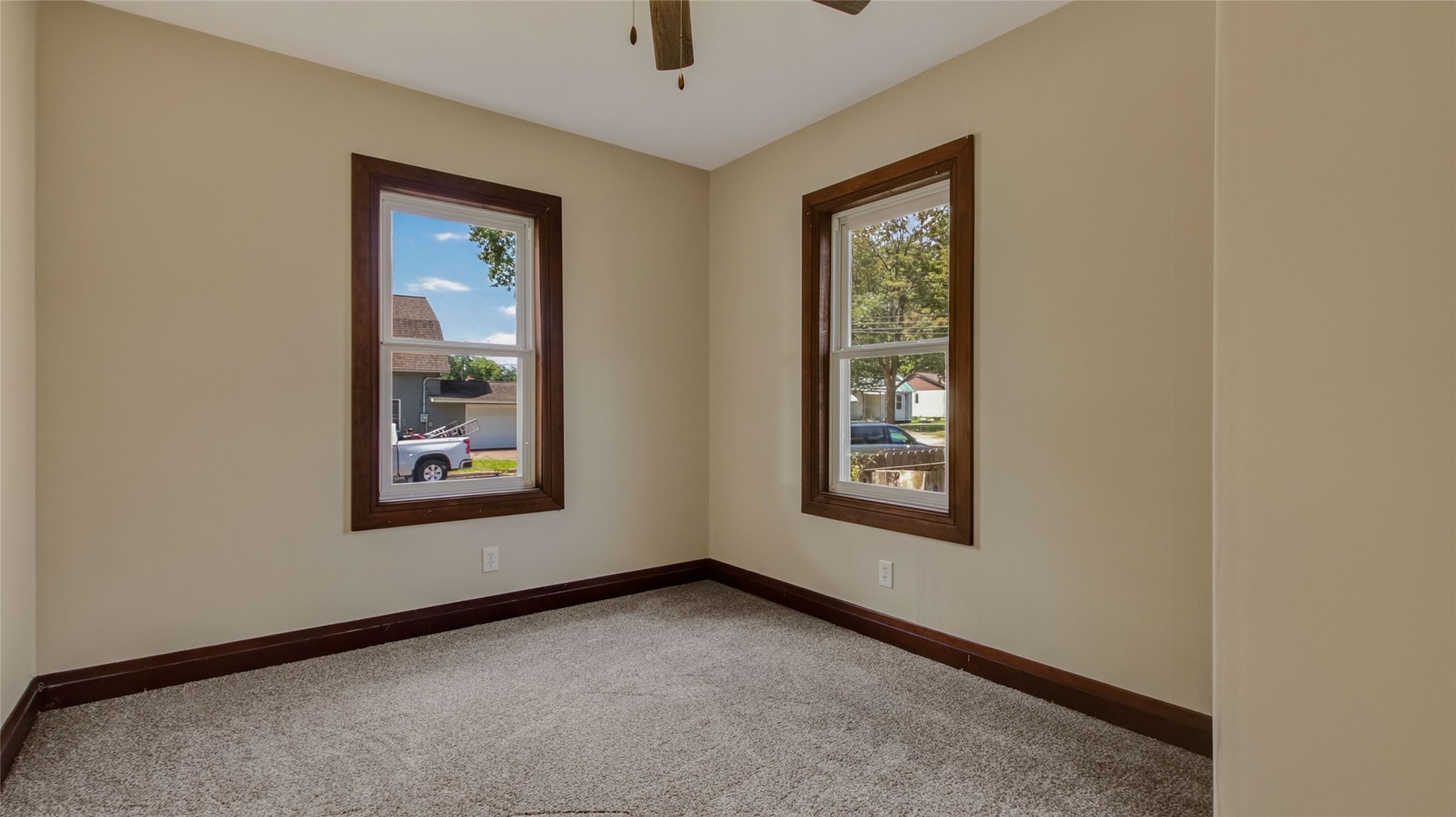 700 Main Street Property Photo 15