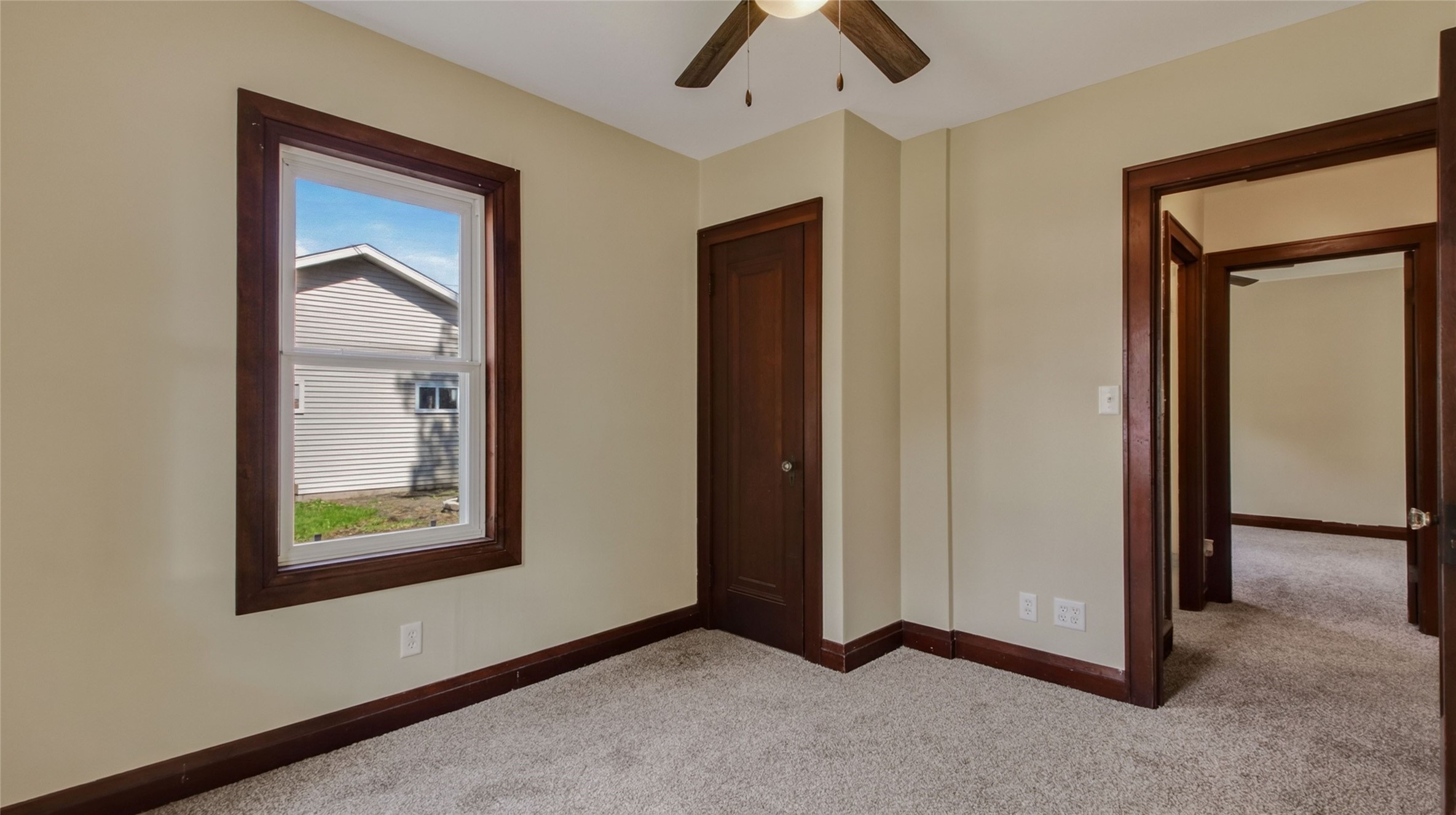 700 Main Street Property Photo 16