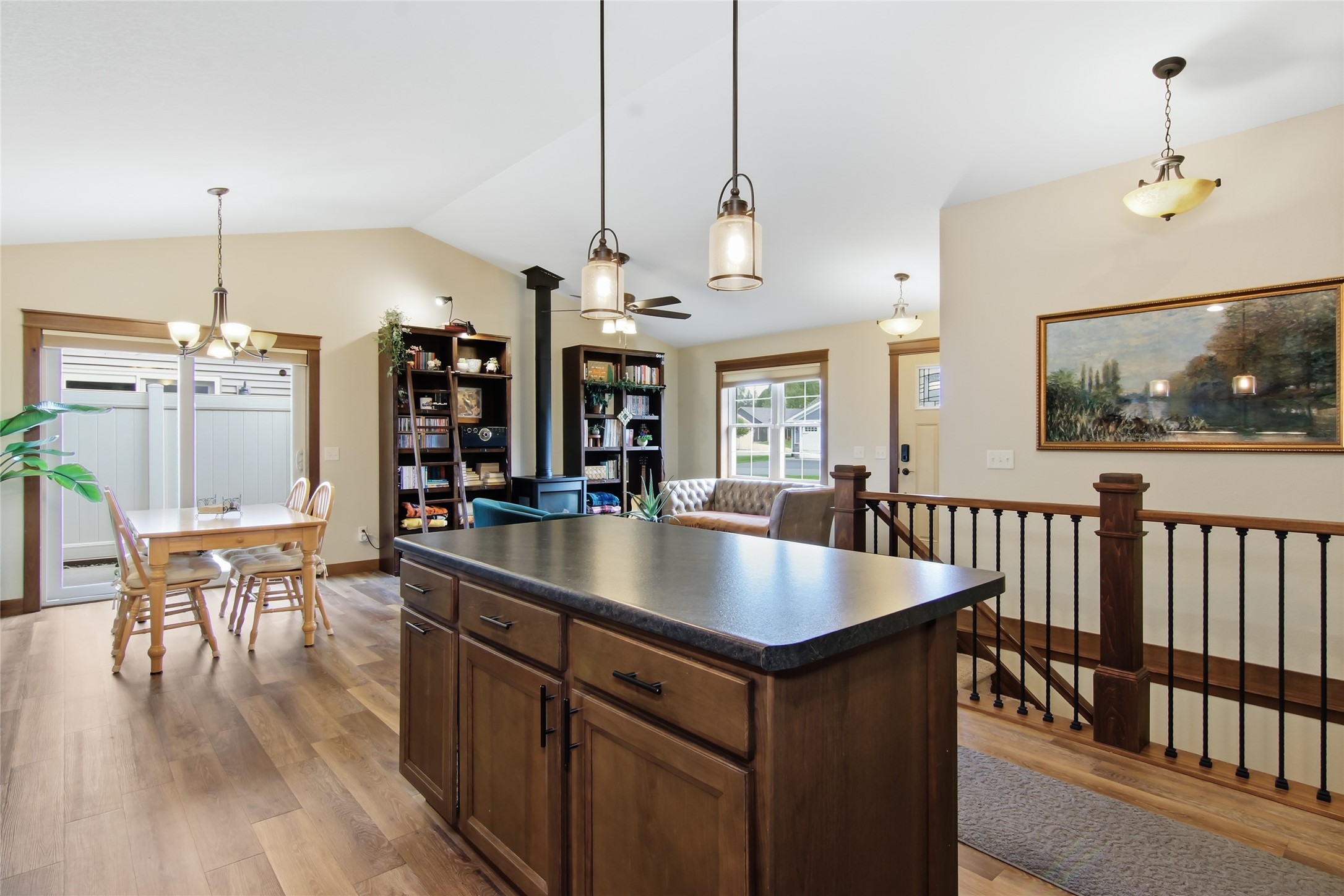 5592 Green Park Drive Property Photo 12