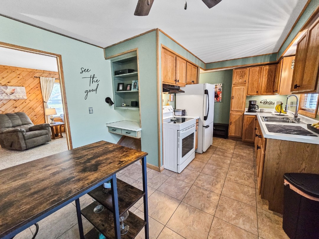 109 N Wisconsin Avenue Property Photo 6