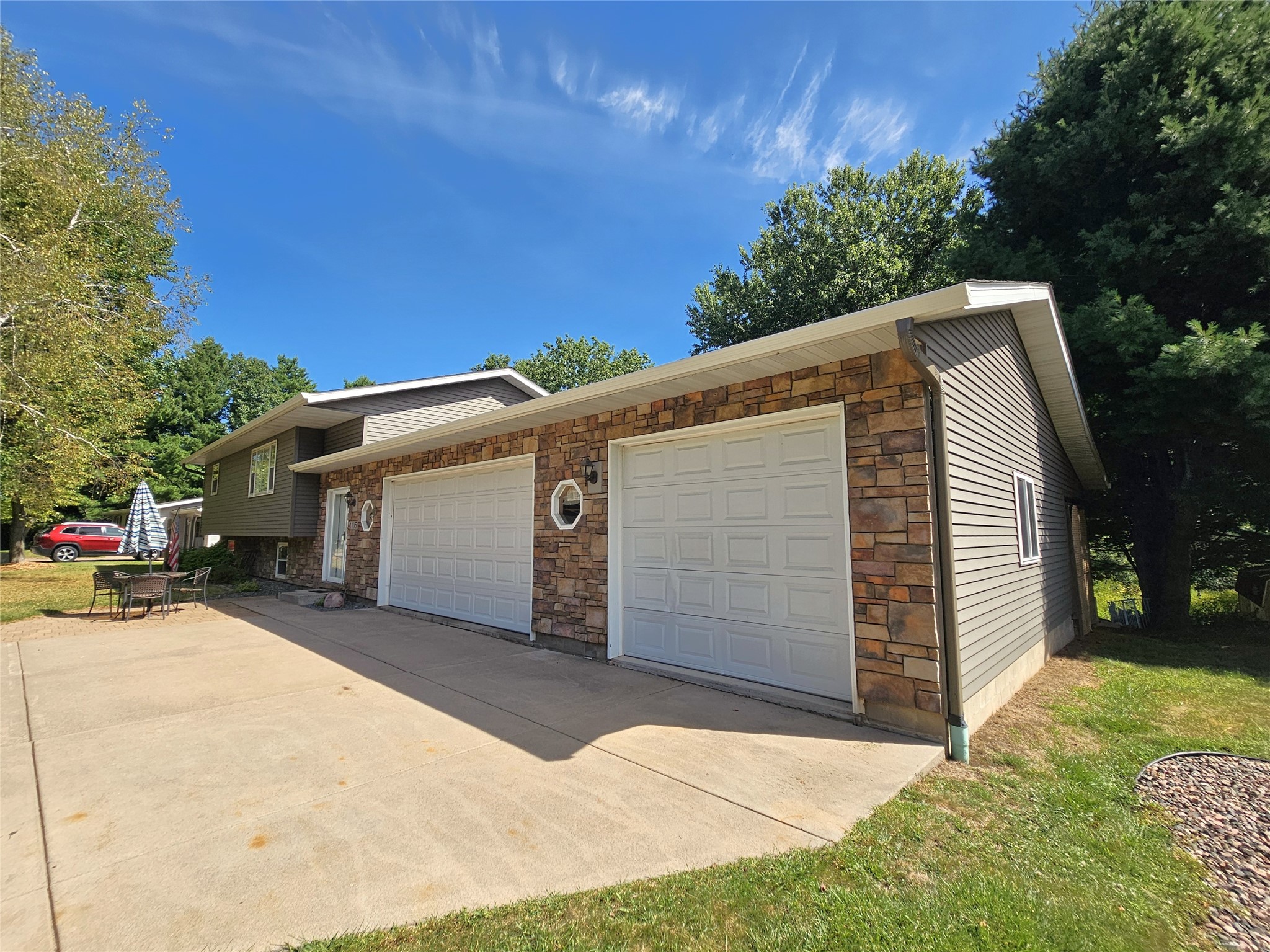 1105 Boehmer Drive Property Photo 9