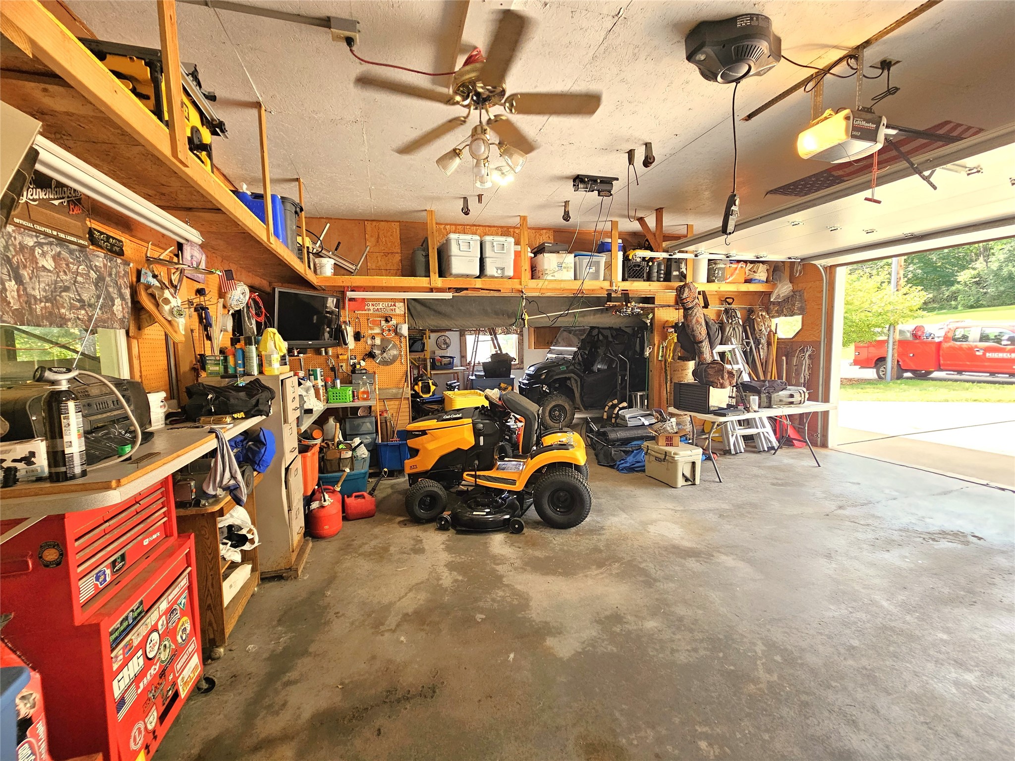 1105 Boehmer Drive Property Photo 35