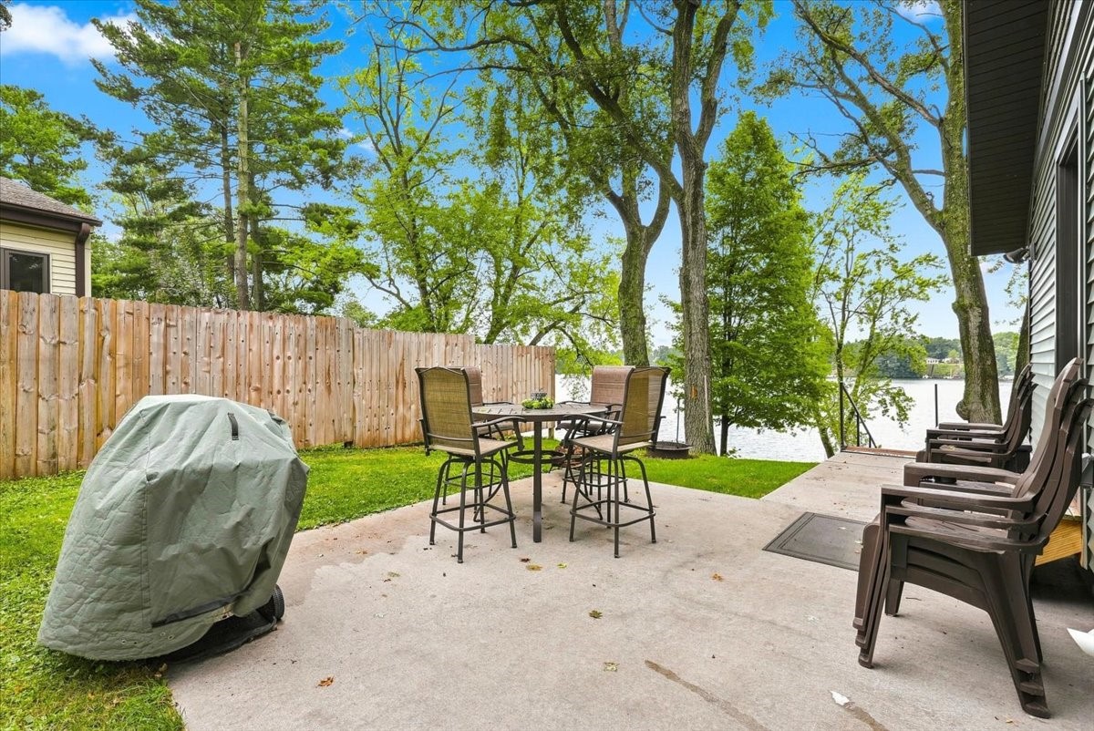 5720 181st Street Property Photo 7