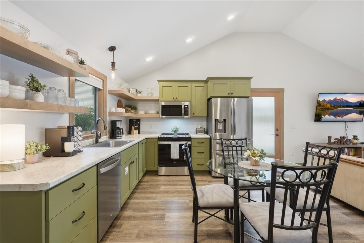 5720 181st Street Property Photo 13