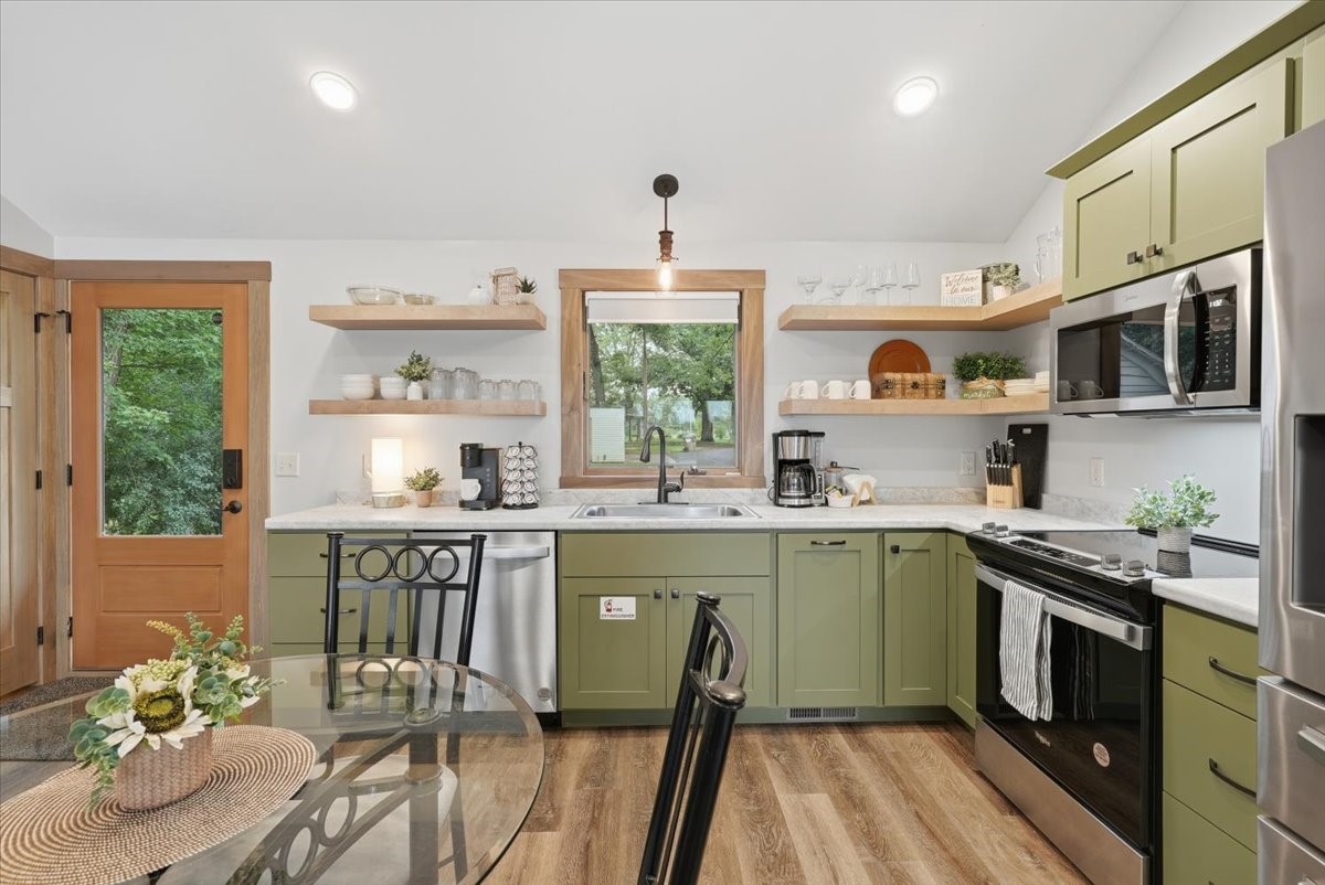 5720 181st Street Property Photo 14