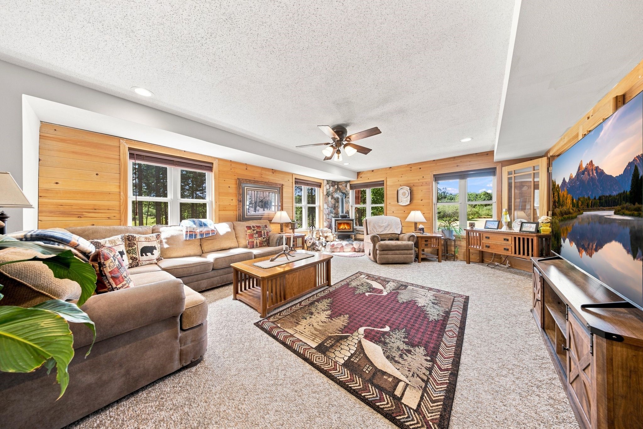 6161 N County Highway W Property Photo 14