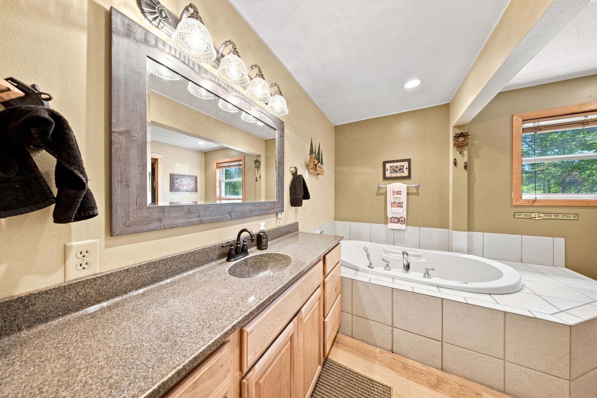 6161 N County Highway W Property Photo 17